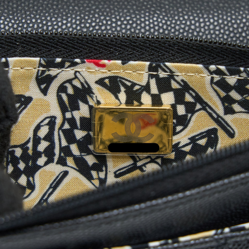 chanel-giant-cc-logo-wallet-on-chain-caviar-black-lghw-microchip-1