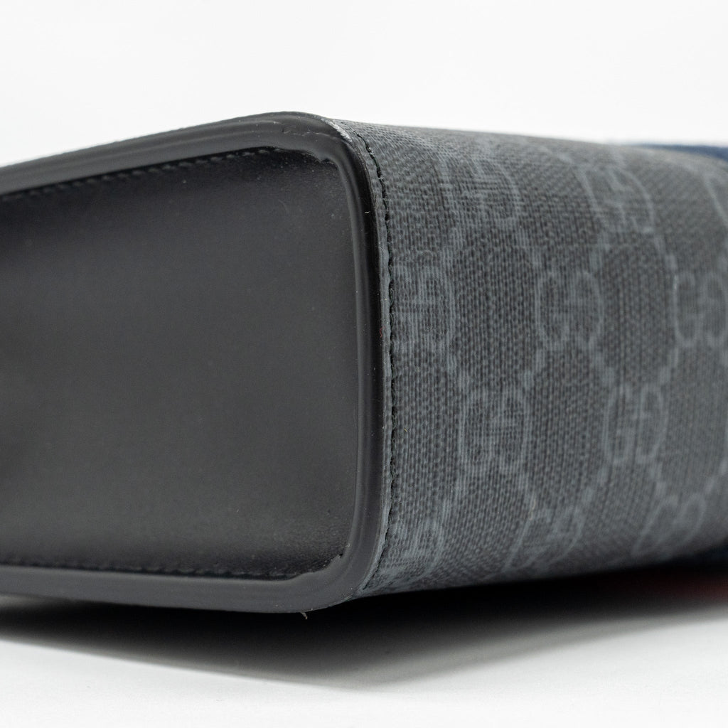 gucci-gg-supreme-canvas-leather-zip-clutch-black-multicolour-shw