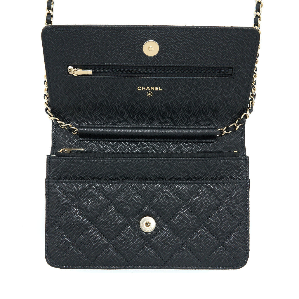 chanel-giant-cc-logo-wallet-on-chain-caviar-black-lghw-microchip-1