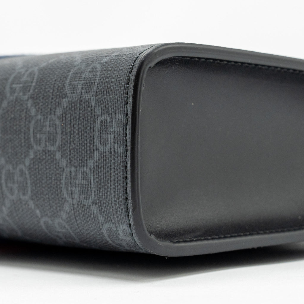 gucci-gg-supreme-canvas-leather-zip-clutch-black-multicolour-shw