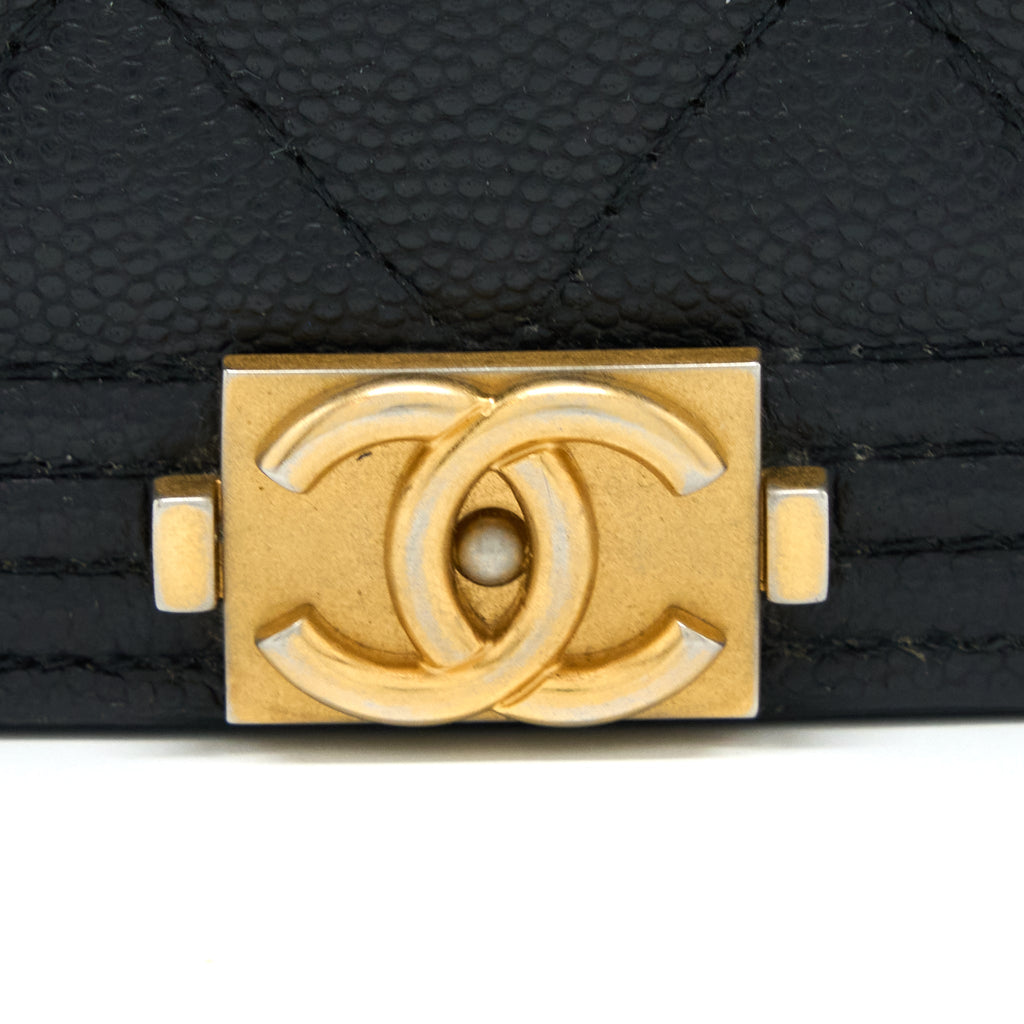 chanel-classic-boy-wallet-on-chain-caviar-black-ghw