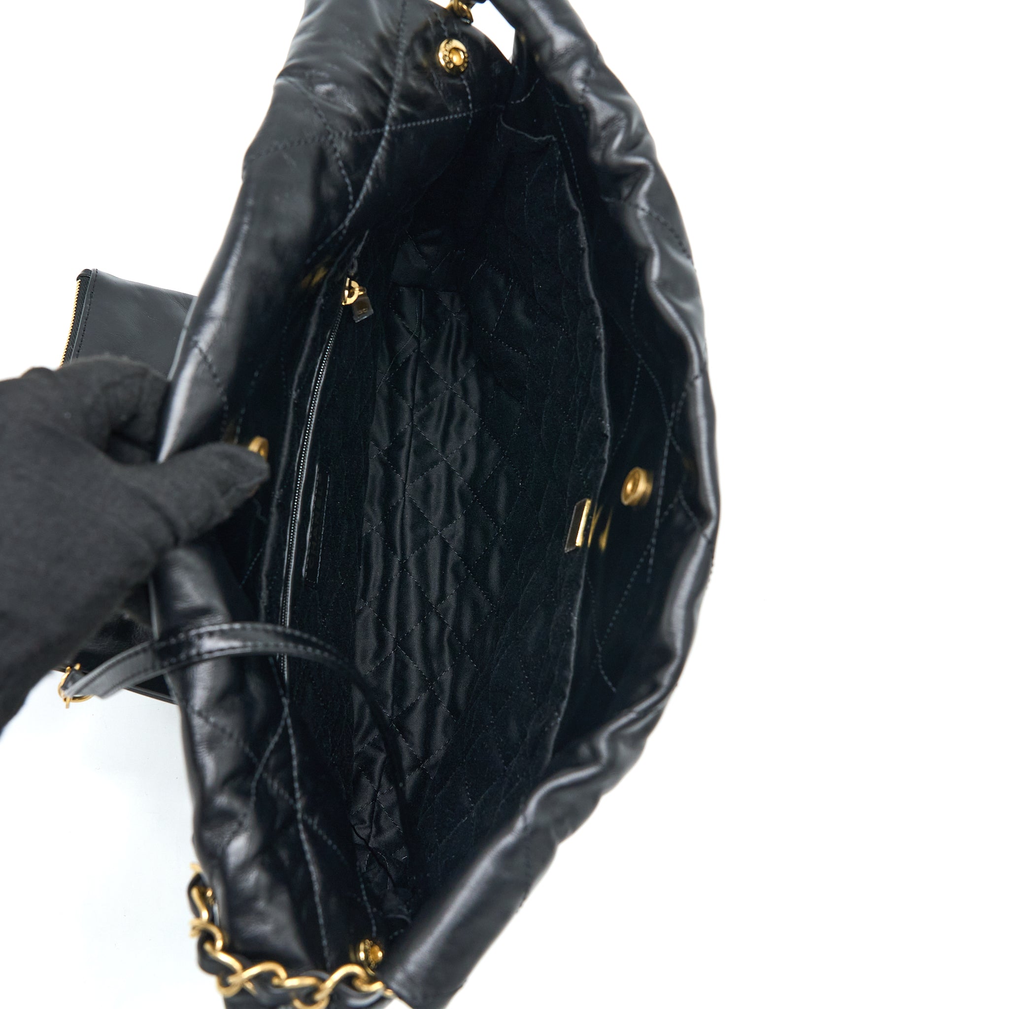 chanel-small-22-bag-calfskin-black-ghw-microchip