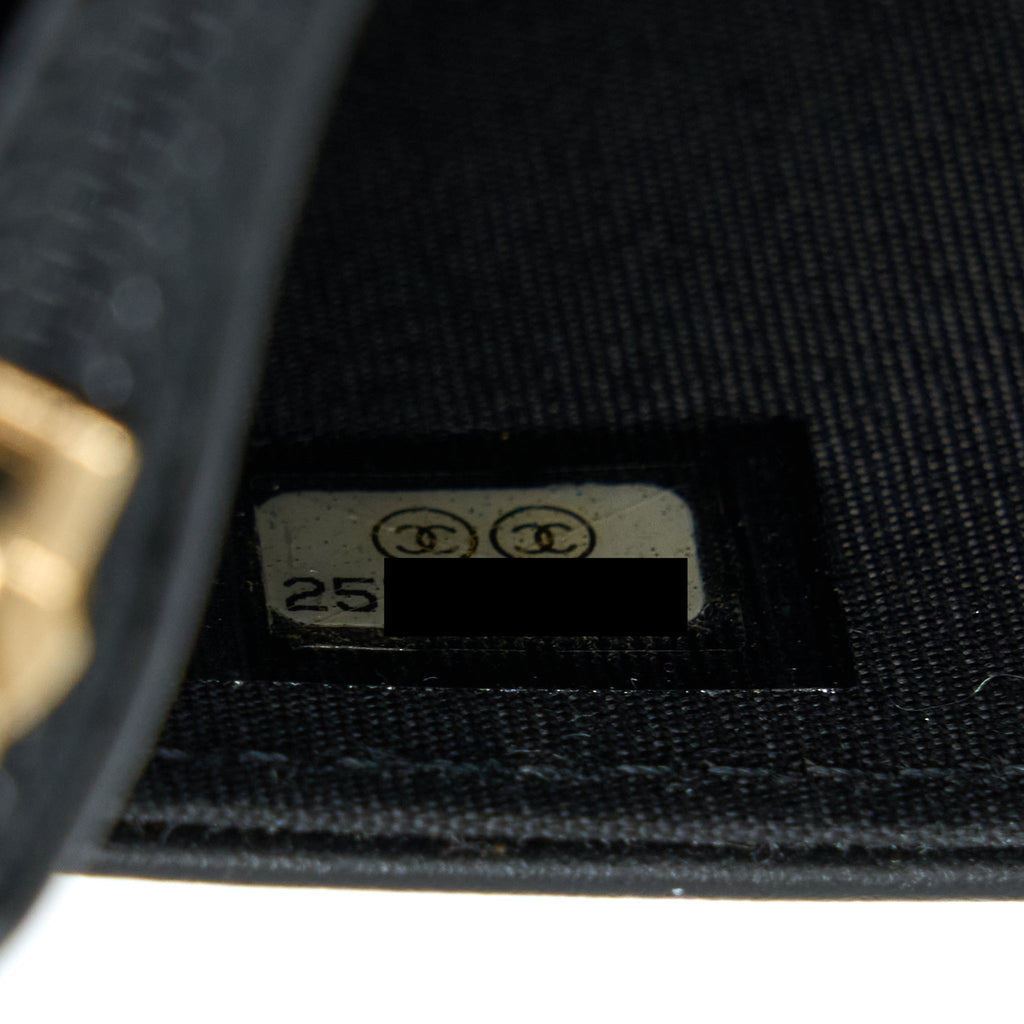 chanel-classic-boy-wallet-on-chain-caviar-black-ghw