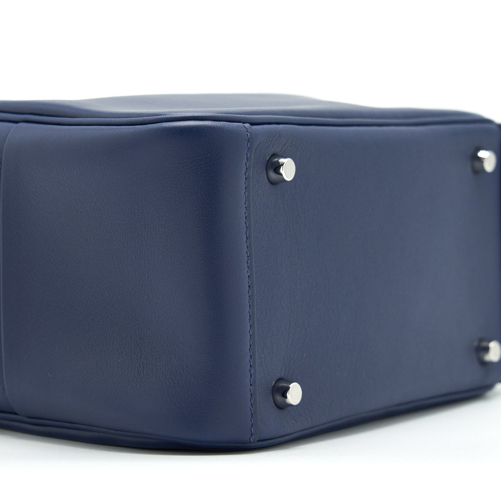 hermes-mini-lindy-swift-navy-bleu-frida-shw-stamp-z-1