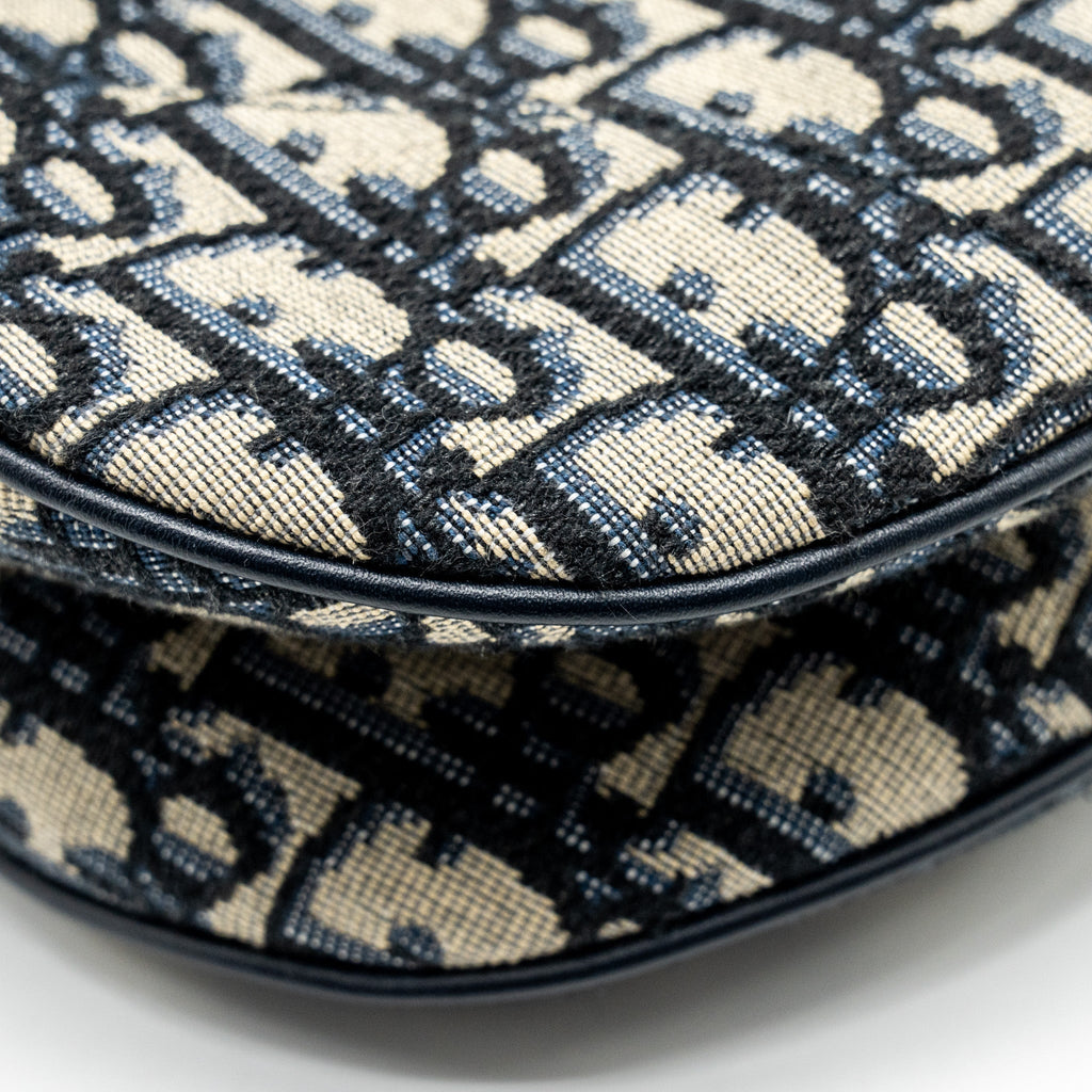 dior-medium-saddle-bag-with-stra