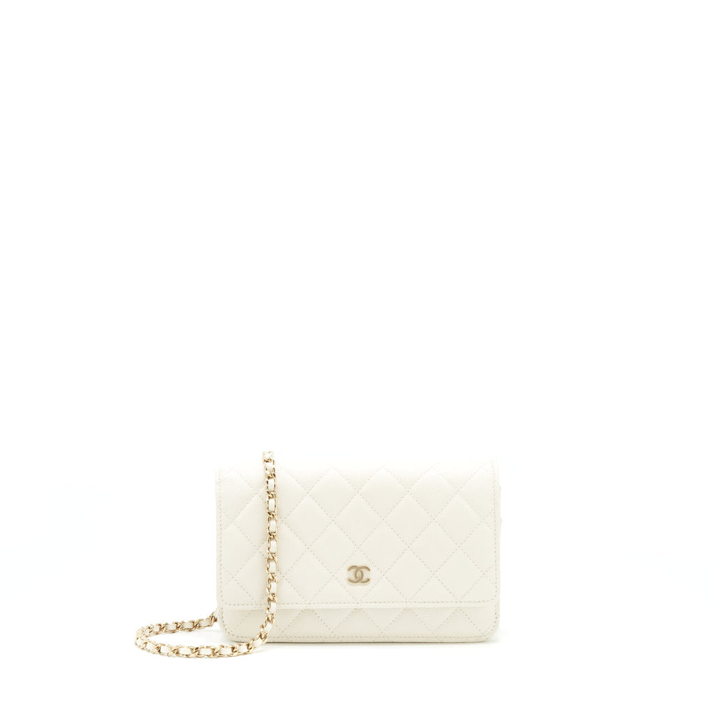 chanel-classic-wallet-on-chain-caviar-white-lghw-microchip