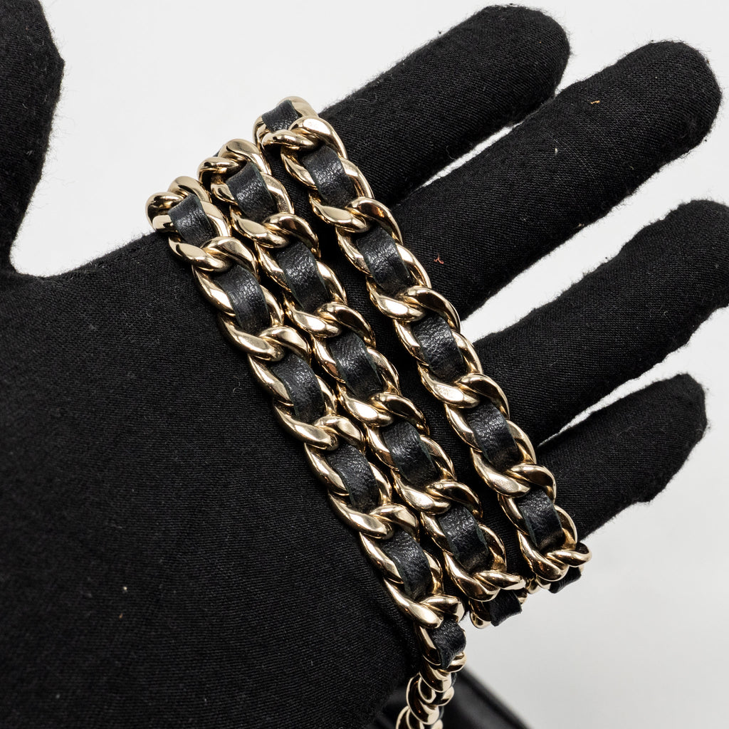 chanel-coco-charm-wallet-on-chain-lambskin-black-lghw-1