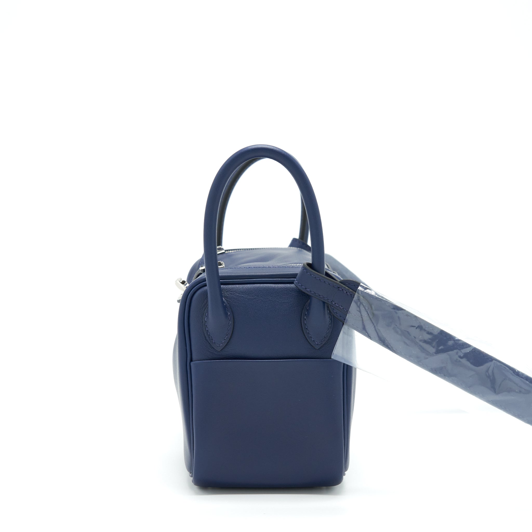 hermes-mini-lindy-swift-navy-bleu-frida-shw-stamp-z-1