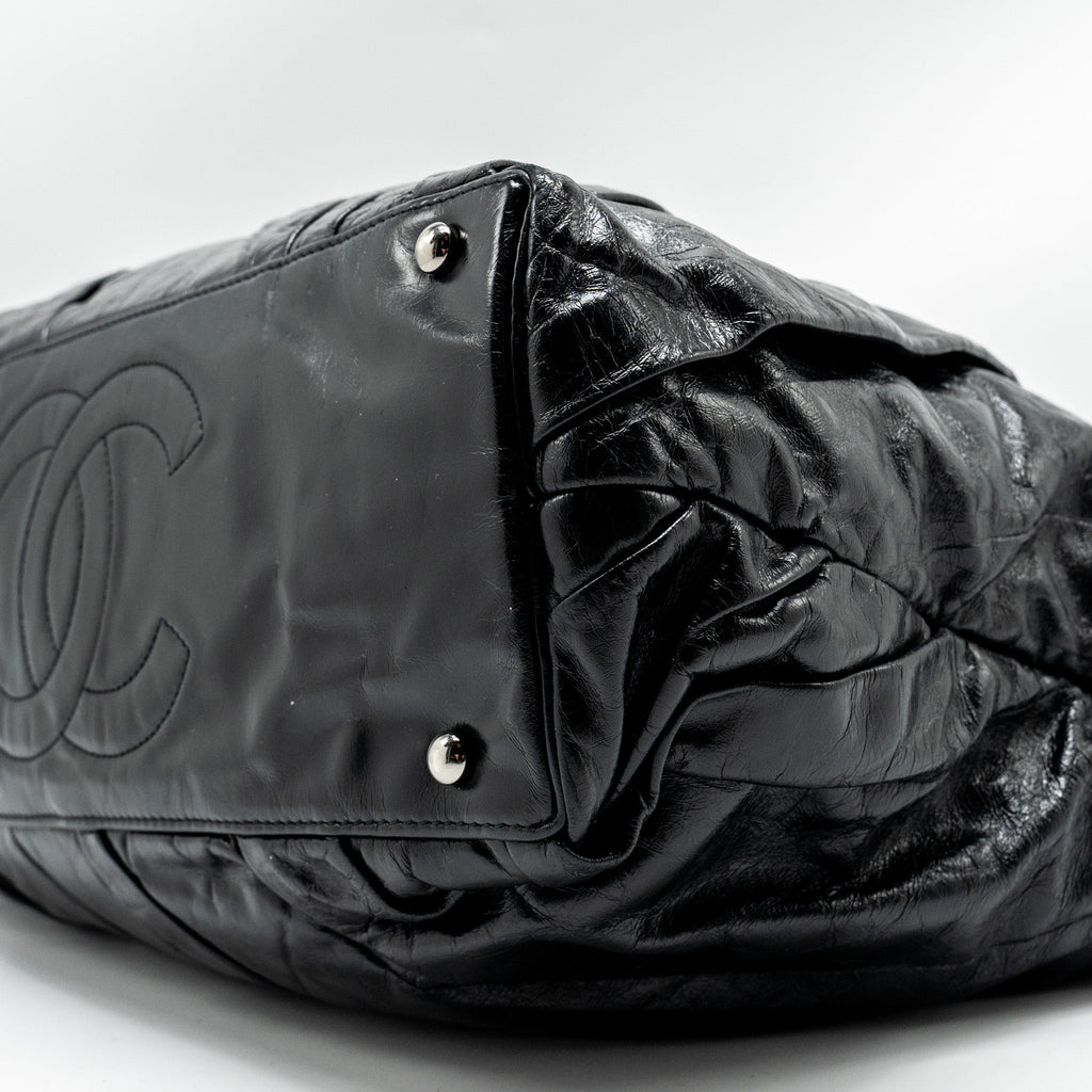 chanel-tote-bag-black