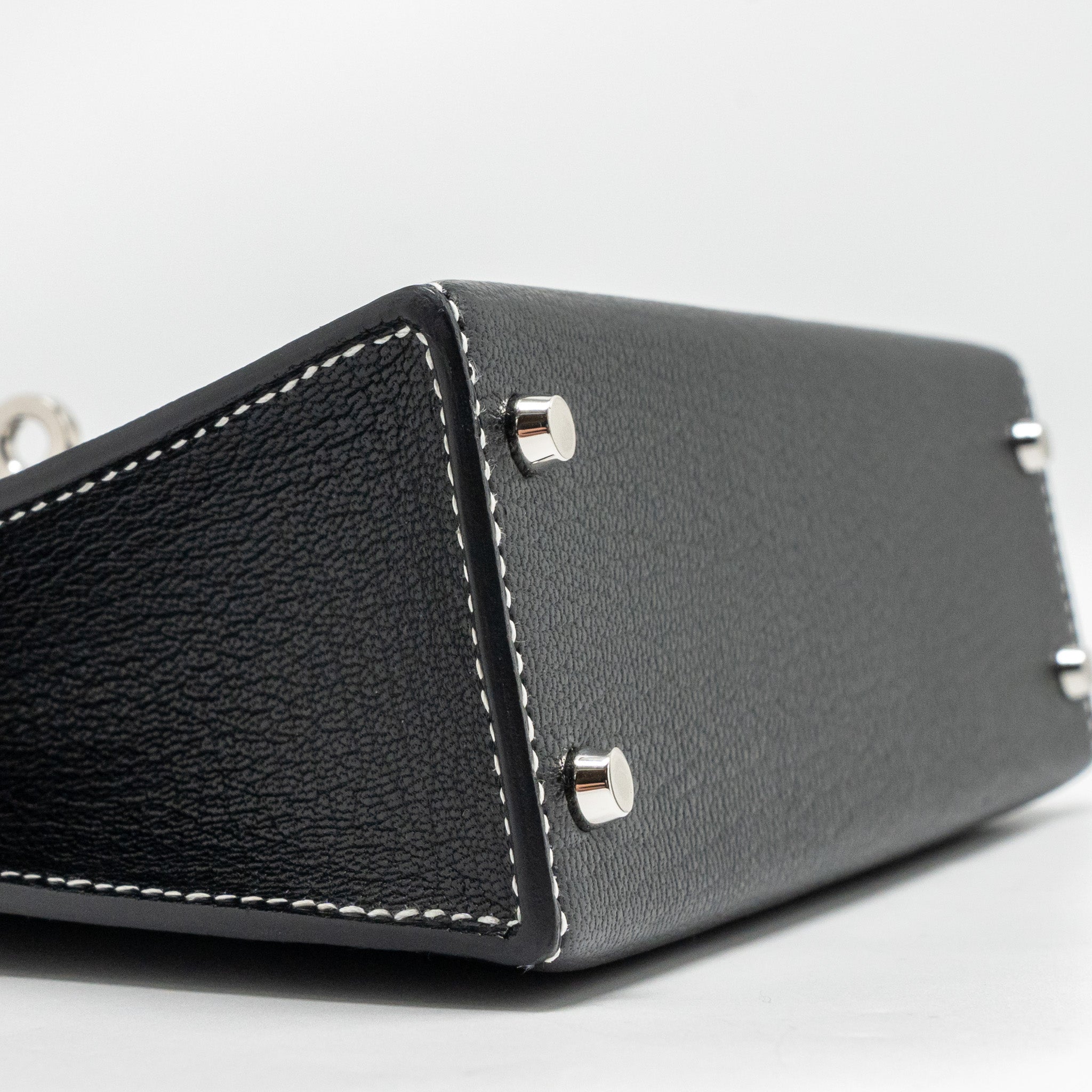 hermes-mini-kelly-ii-special-order-chevre-mysore-black-gris-perle-shw-stamp-w