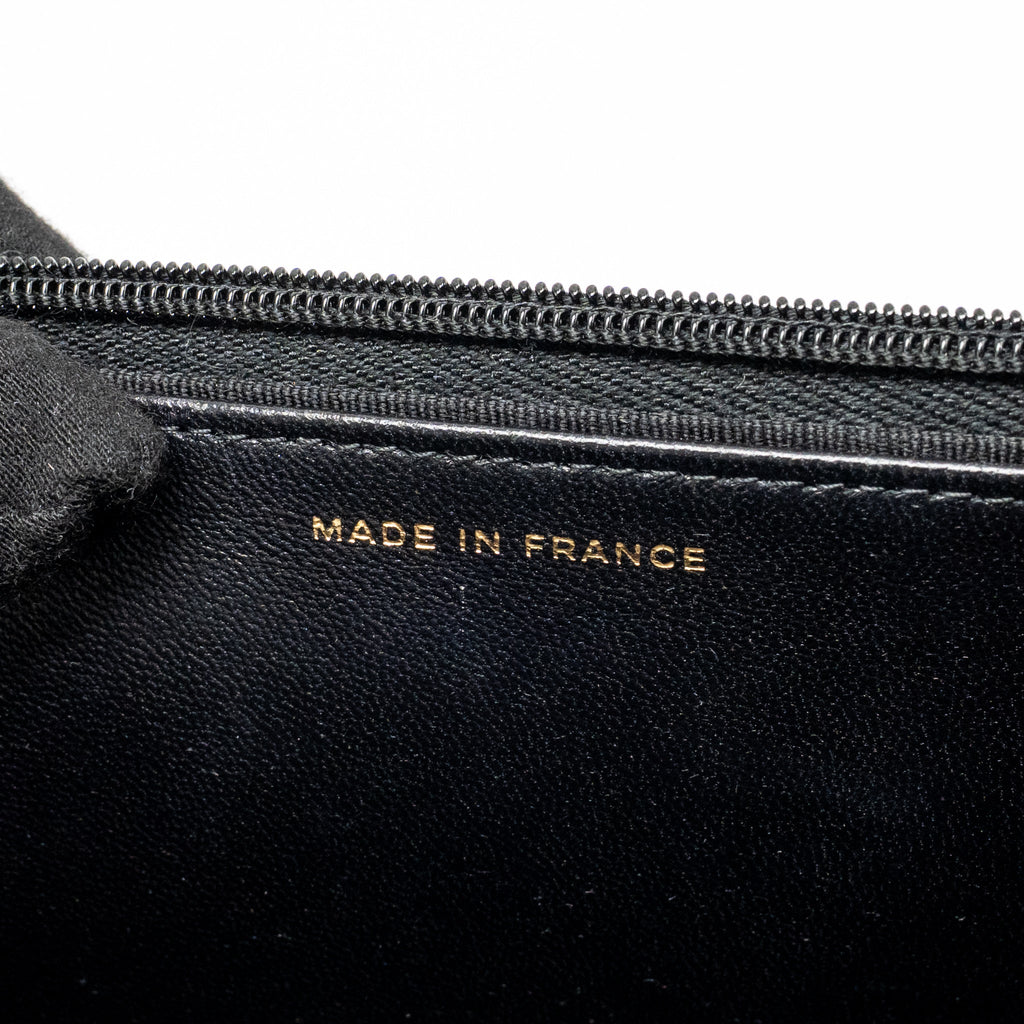 chanel-coco-charm-wallet-on-chain-lambskin-black-lghw-1