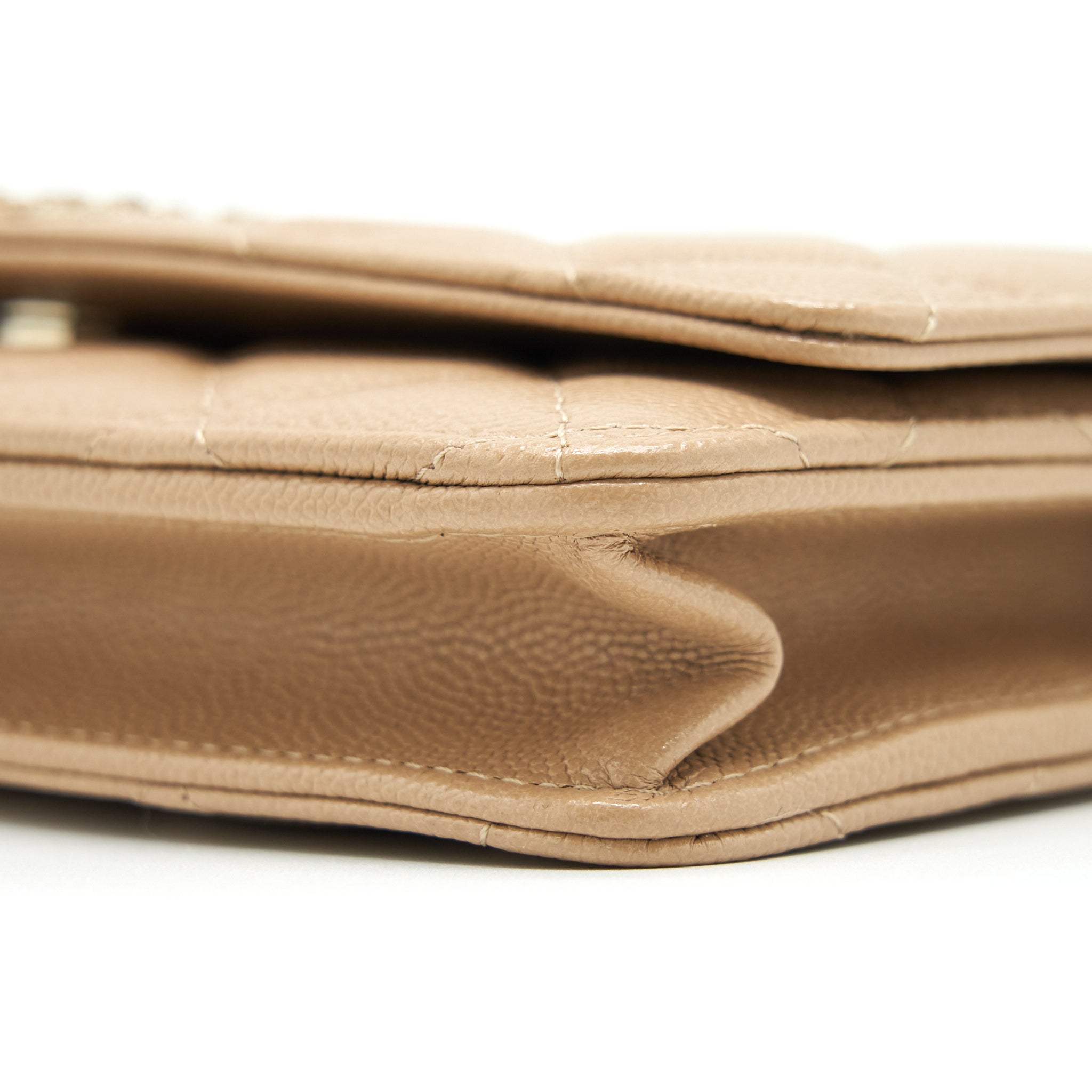 chanel-22s-detailed-logo-wallet-on-chain-caviar-dark-beige-with-lghw-microchip