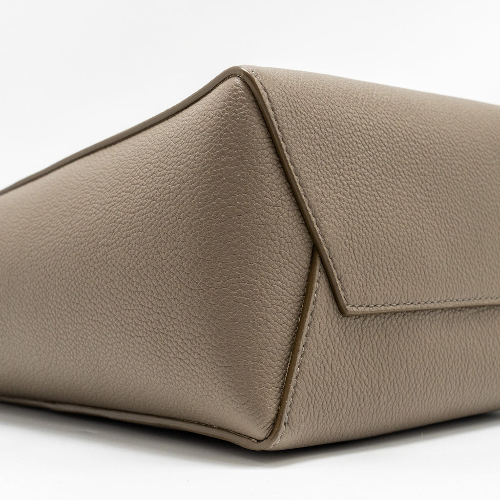 celine-sangle-bucket-bag-calfskin-grey-ghw-1
