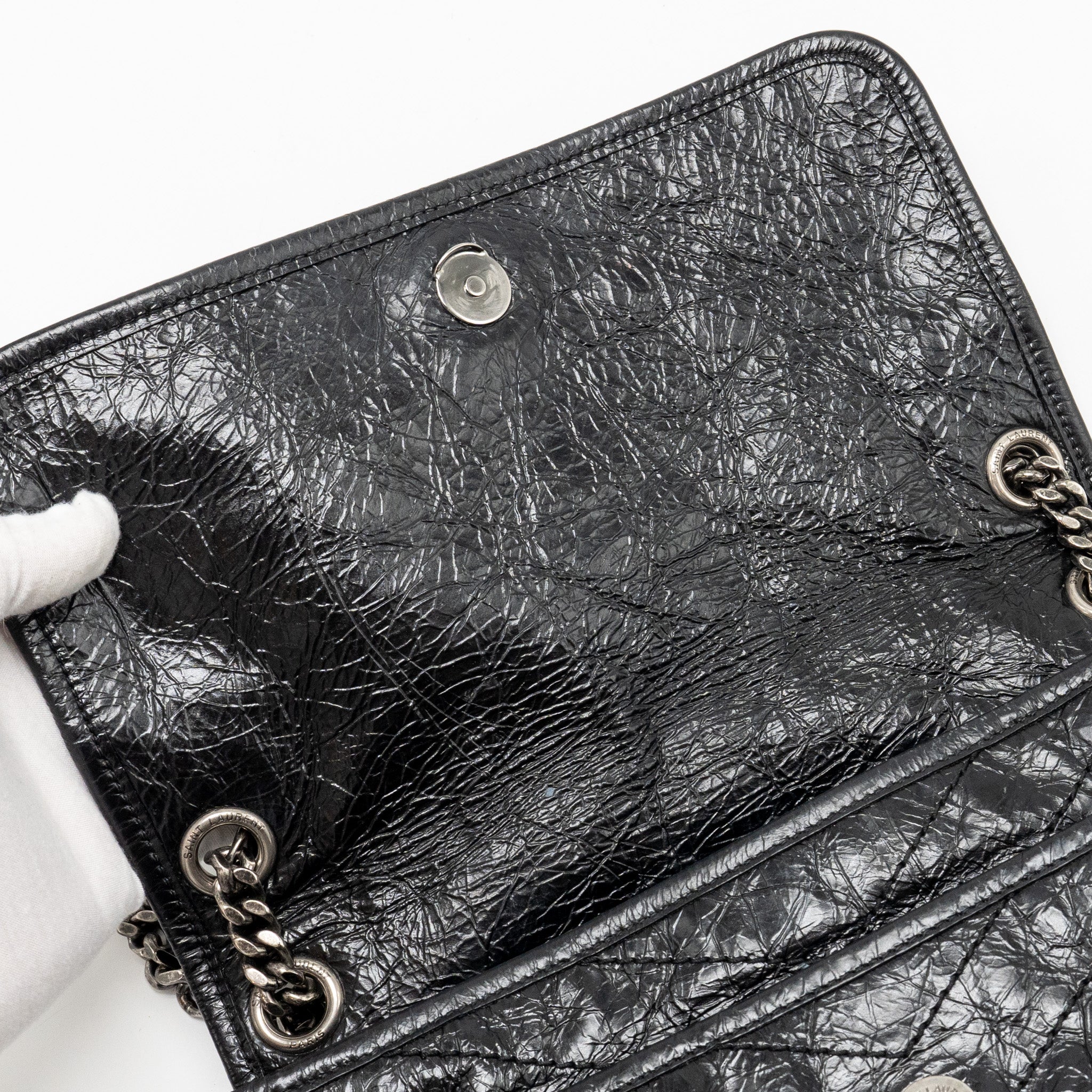 saint-laurent-medium-niki-calfskin-black-shw