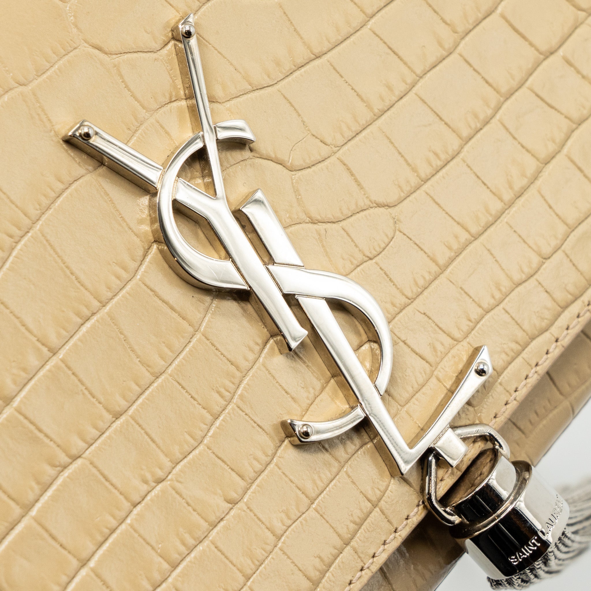 saint-laurent-kate-clutch-croc-embossed-leather-beige-shw