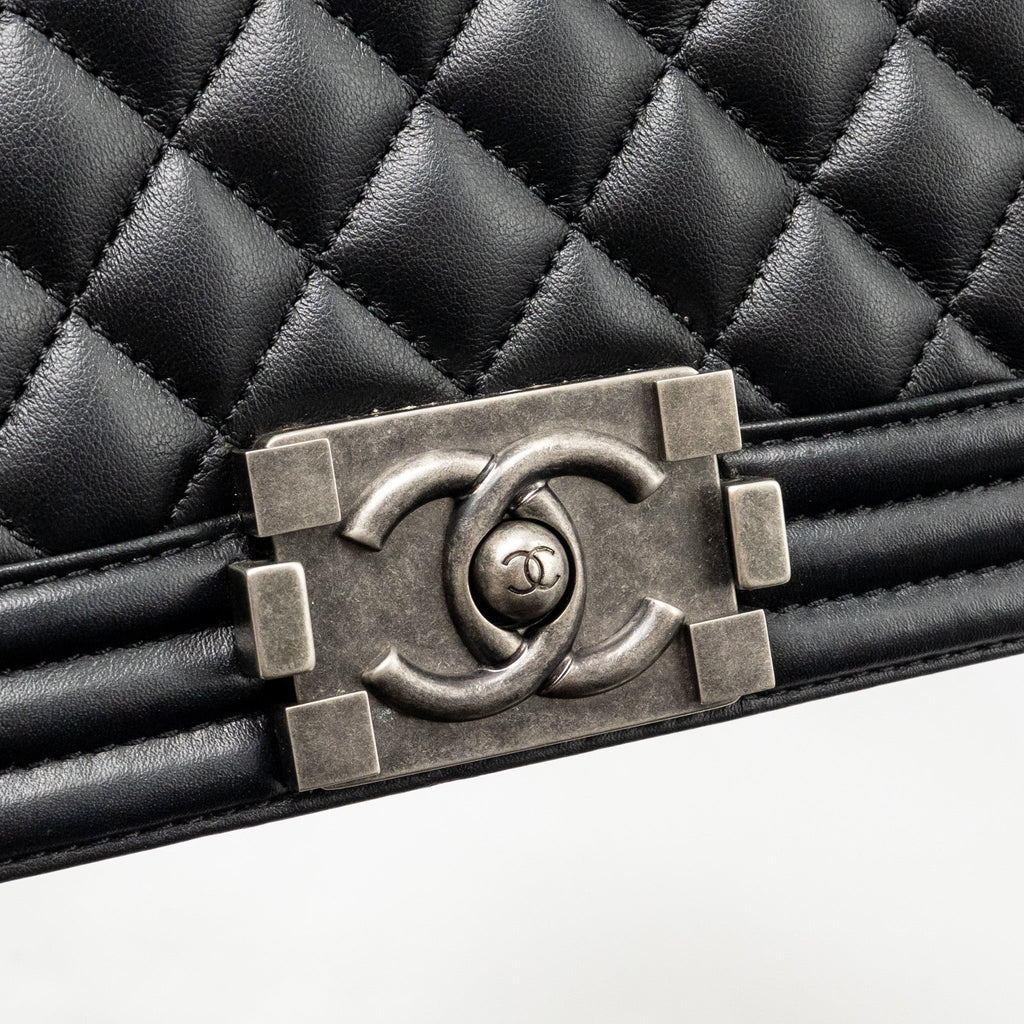 chanel-small-boy-bag-calfskin-black-shw