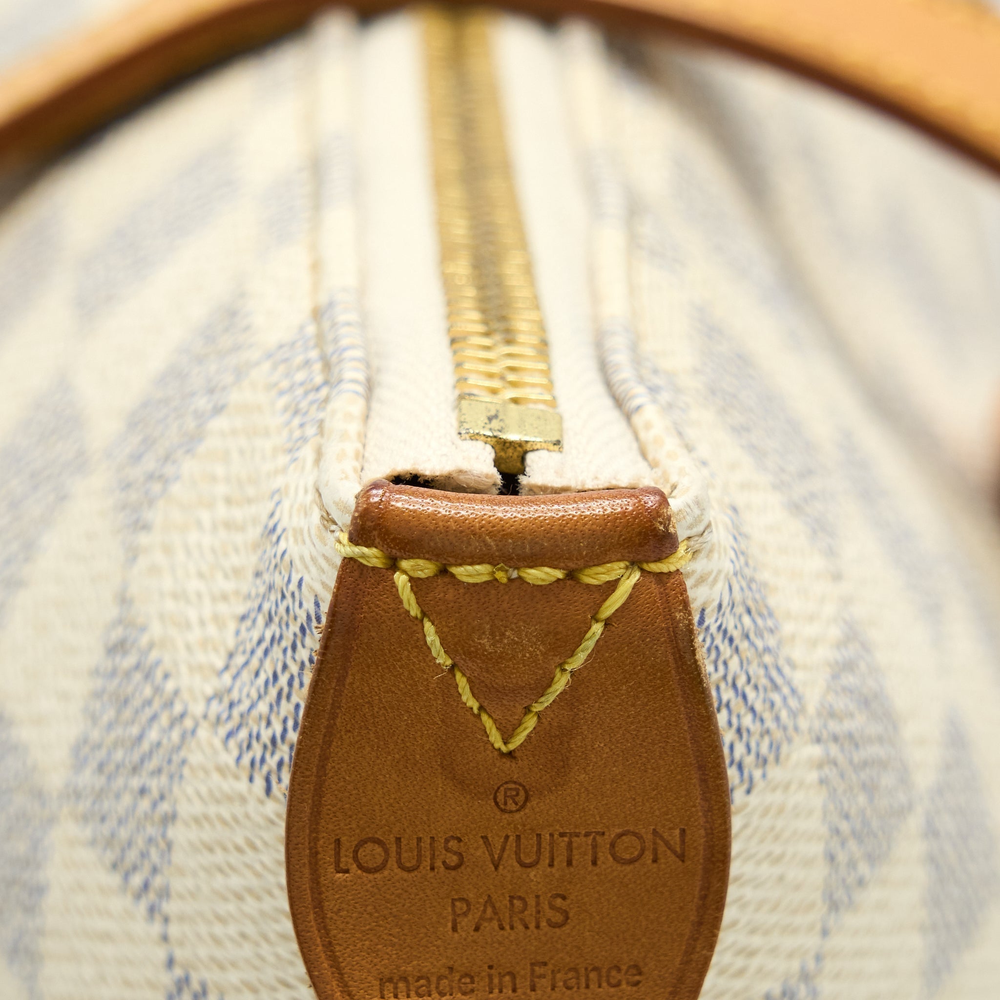 louis-vuitton-totally-mm-damier-azur-ghw