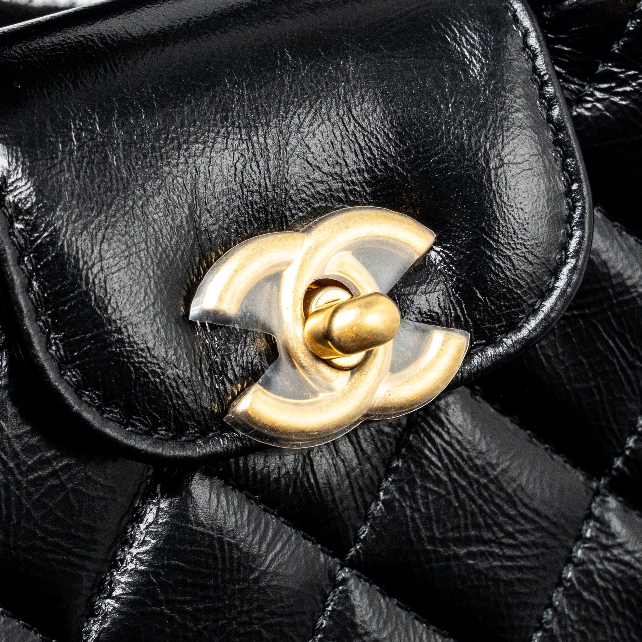 chanel-24p-mini-nano-kelly-shopper-calfskin-black-ghw-microchip