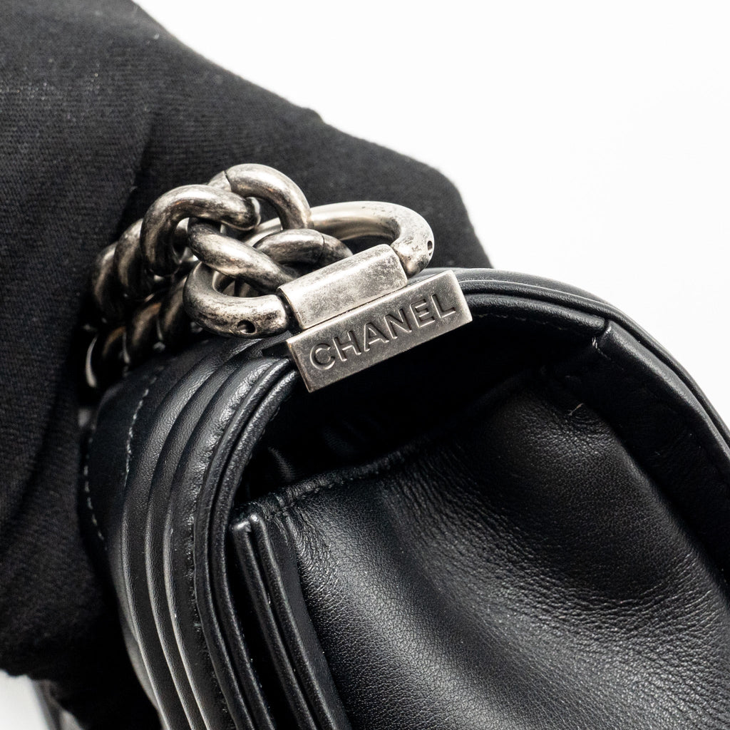 chanel-small-boy-bag-calfskin-black-shw