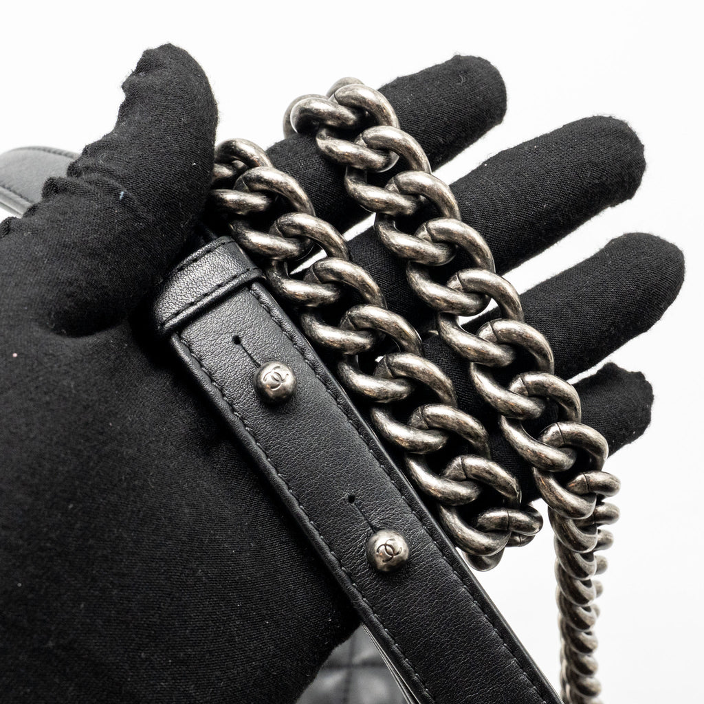chanel-small-boy-bag-calfskin-black-shw