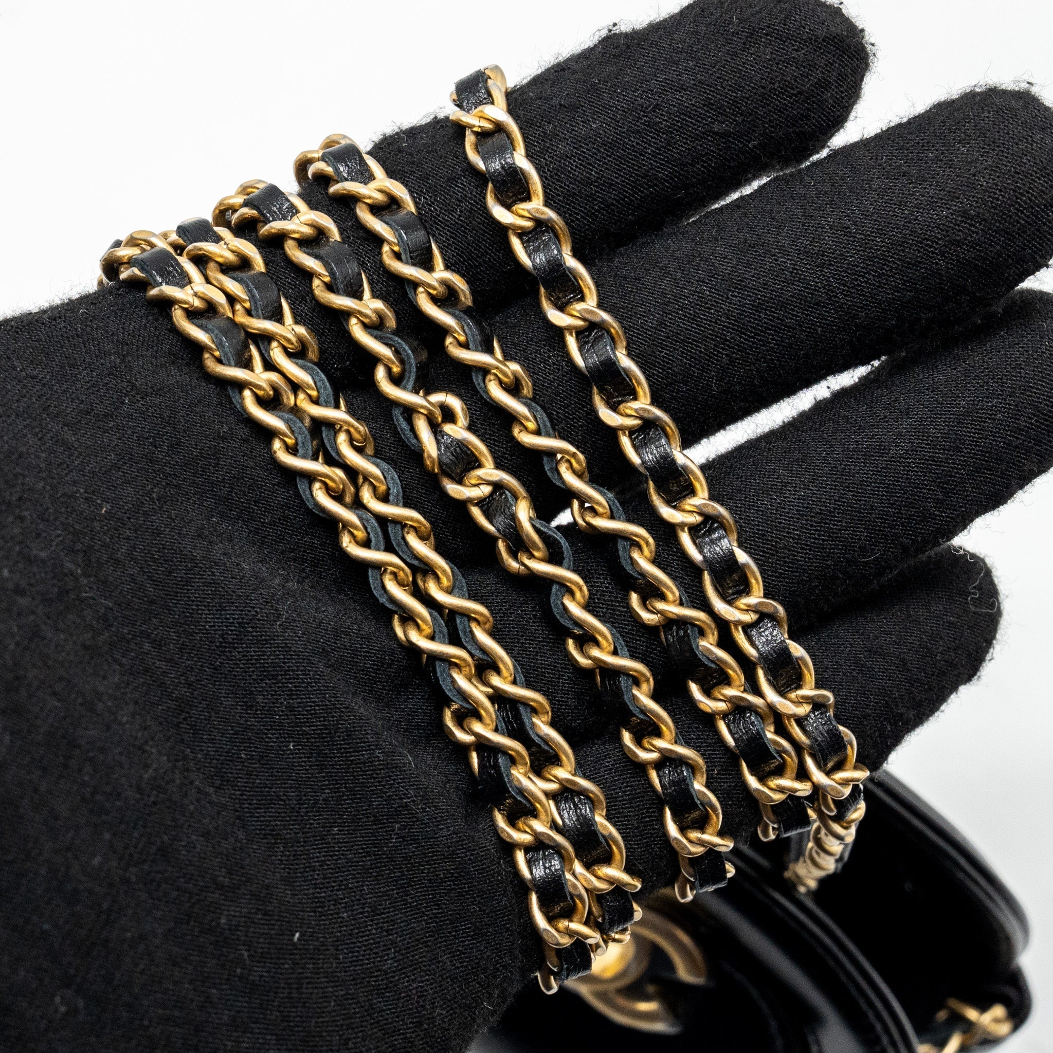 chanel-24p-mini-nano-kelly-shopper-calfskin-black-ghw-microchip