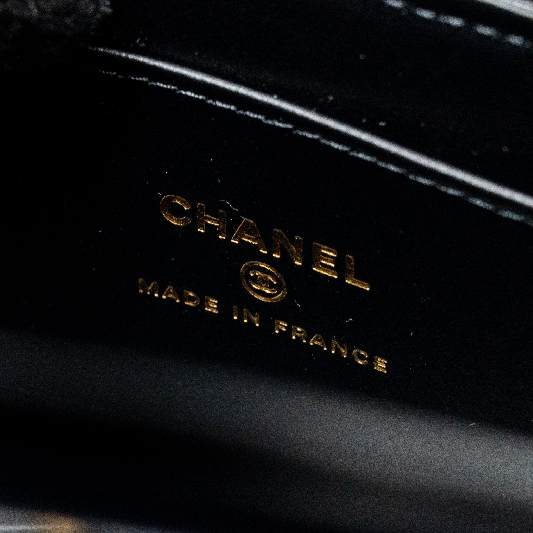 chanel-24p-mini-nano-kelly-shopper-calfskin-black-ghw-microchip