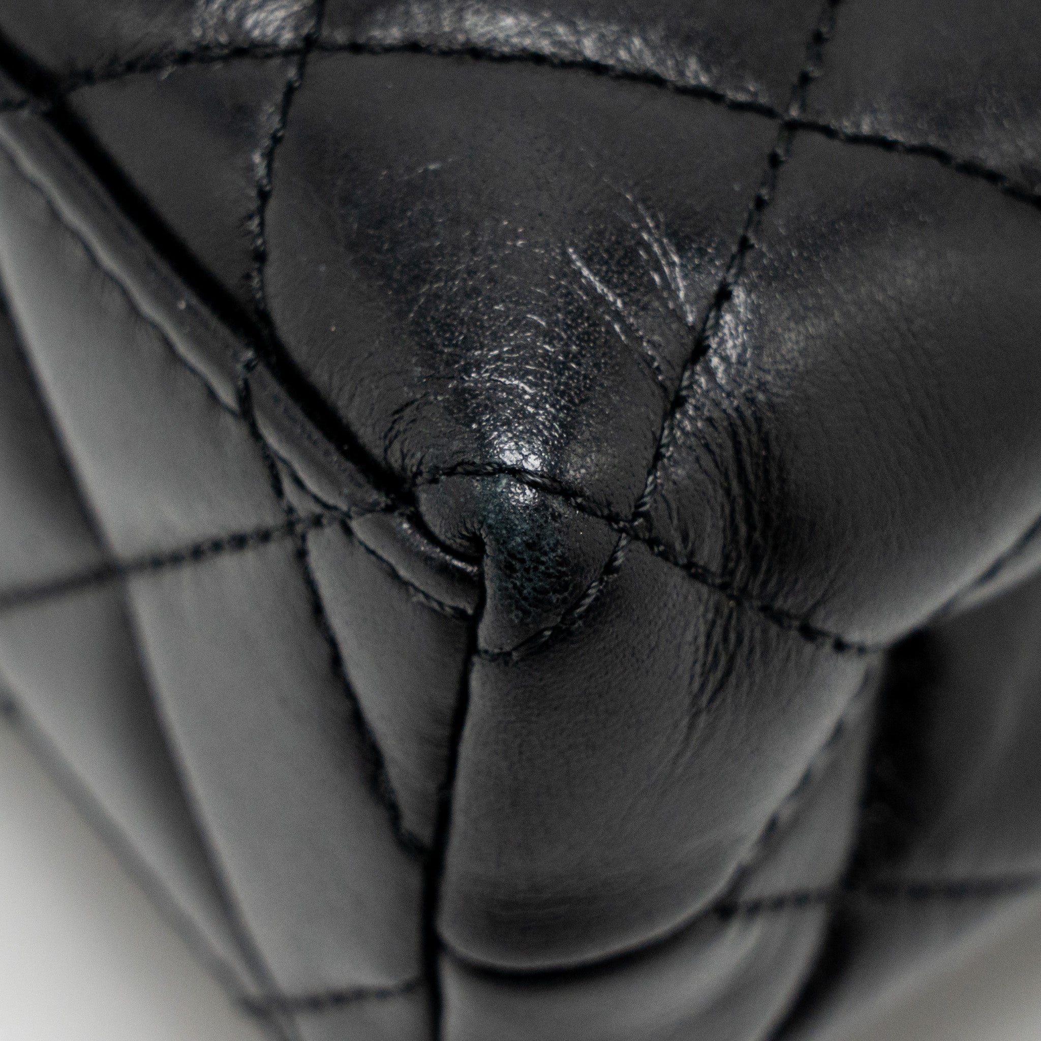 chanel-mini-kelly-shopping-tote-bag-calfskin-black-ghw-microchip-4