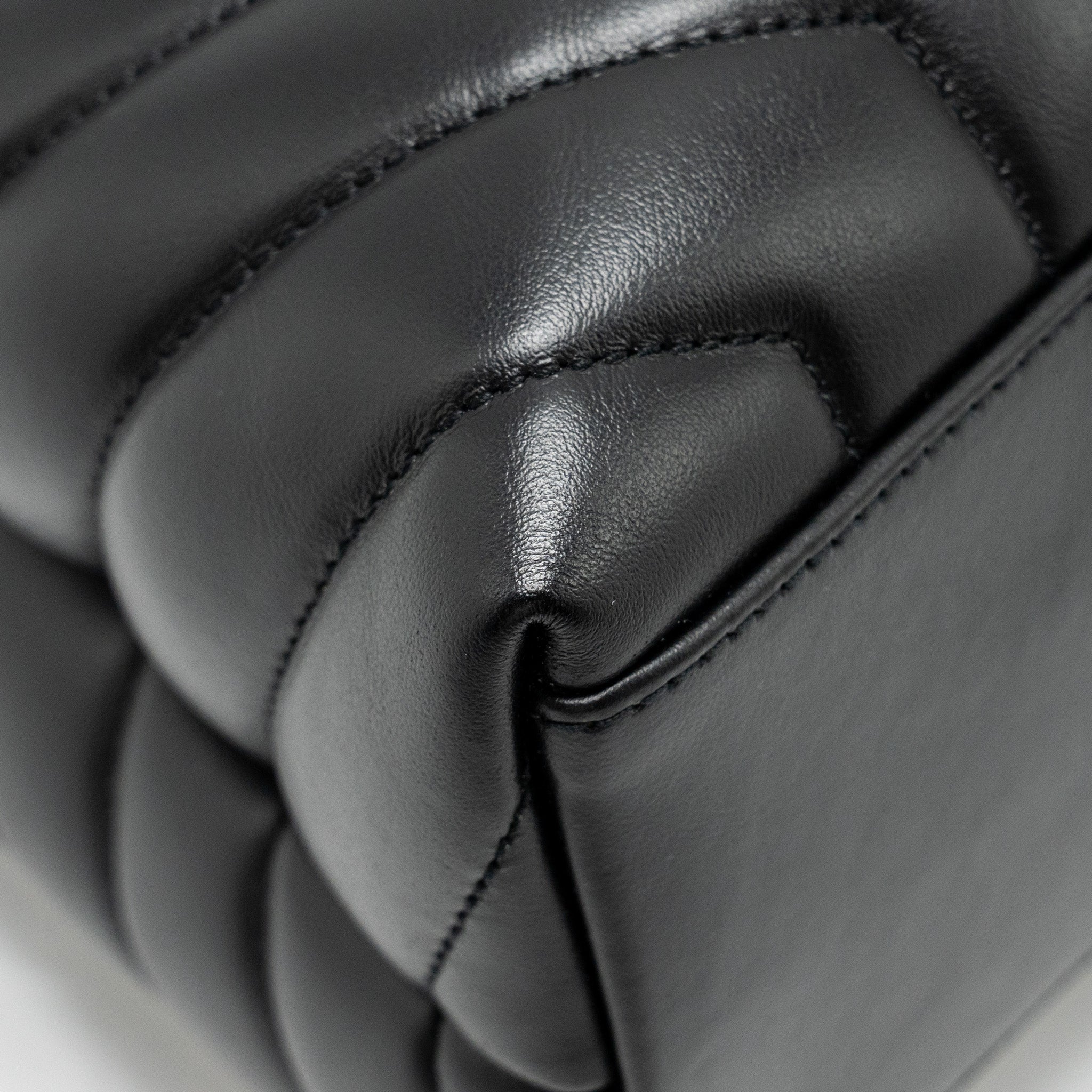 saint-laurent-medium-loulou-shoulder-bag-calfskin-black-shw