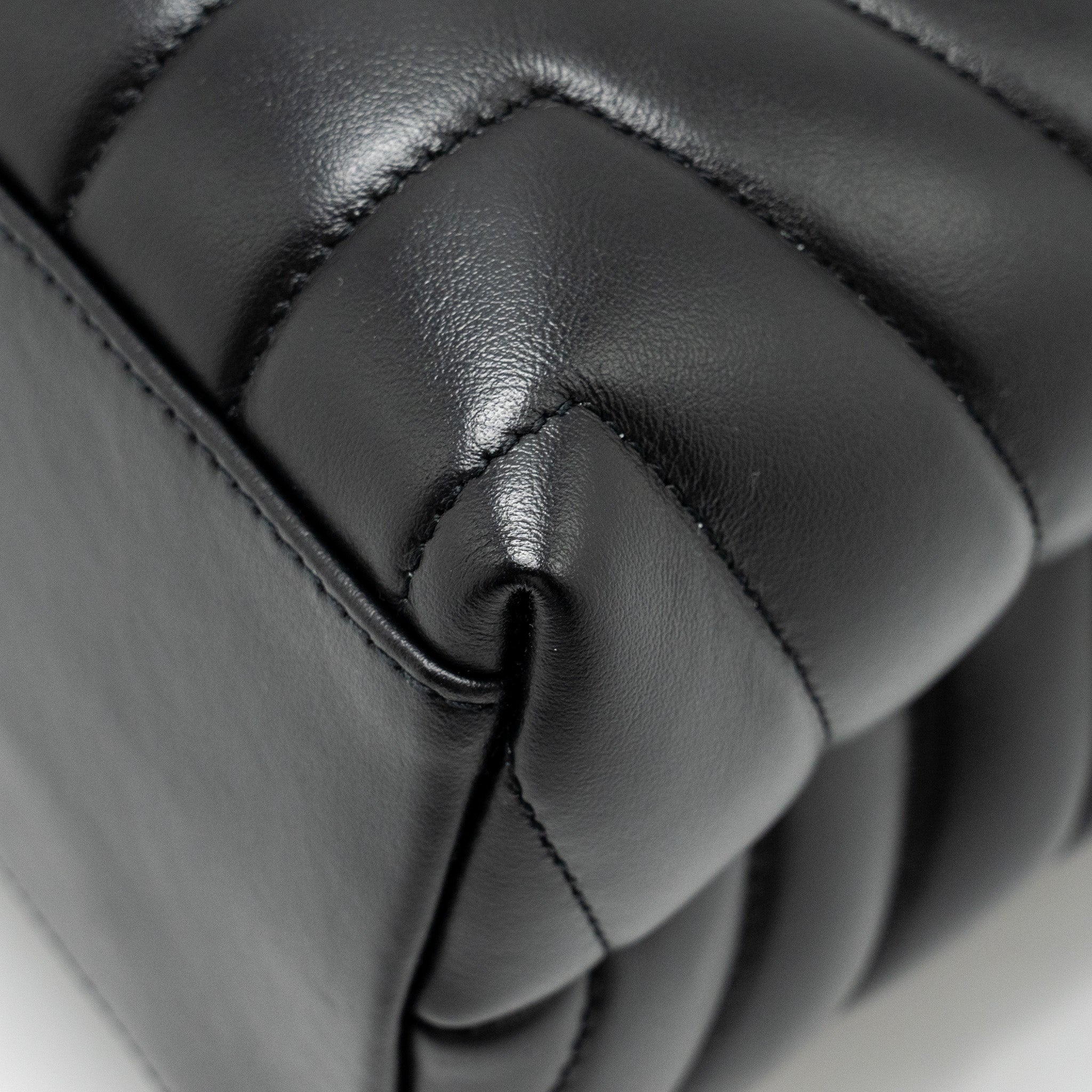 saint-laurent-medium-loulou-shoulder-bag-calfskin-black-shw