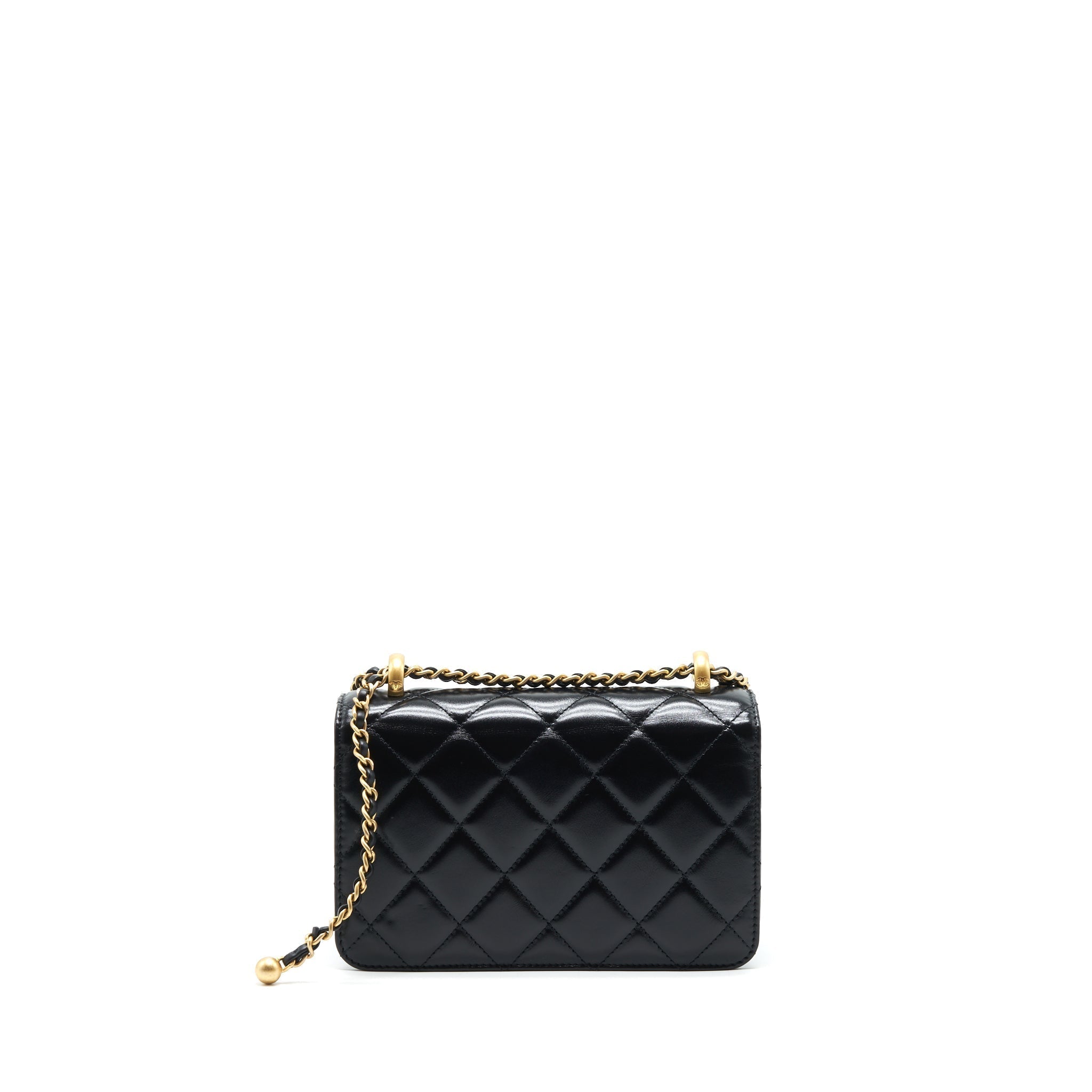 chanel-21a-gold-crush-flap-bag-calfskin-black-ghw