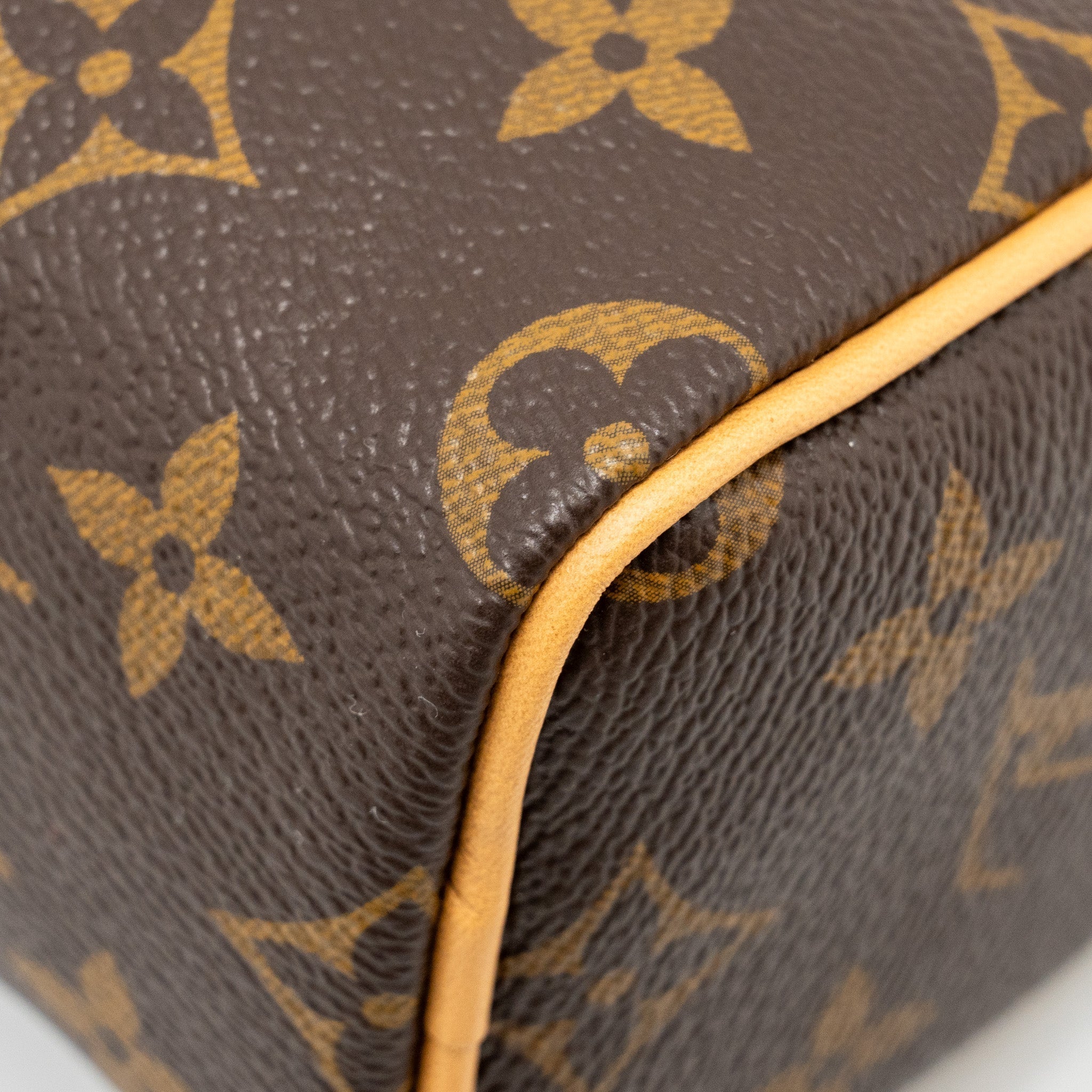 louis-vuitton-nano-speedy-monogram-canvas-ghw-9
