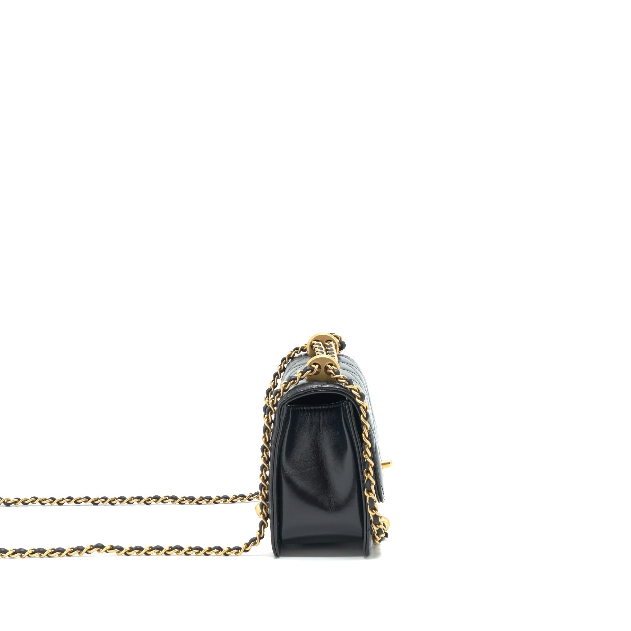 chanel-21a-gold-crush-flap-bag-calfskin-black-ghw