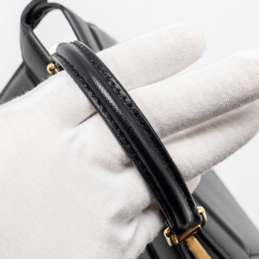 fendi-peekaboo-iseeu-petit-lambskin-black-ghw