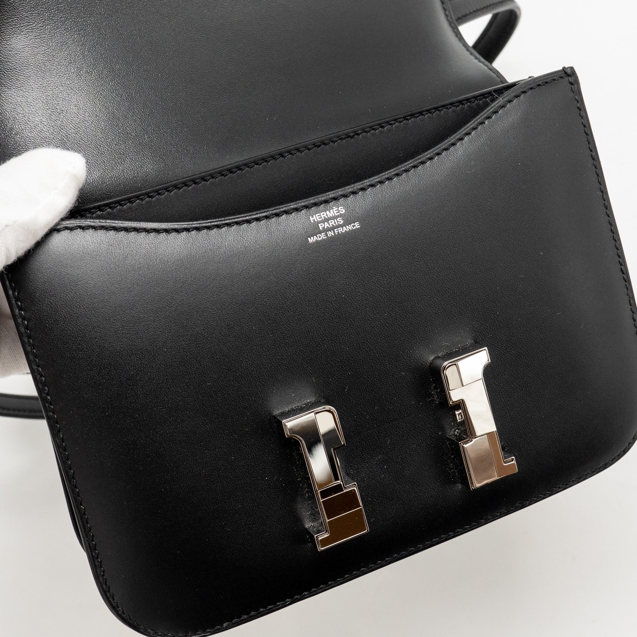hermes-mini-constance-studio-disco-limited-monsieur-leather-black-shw-stamp-z-copy