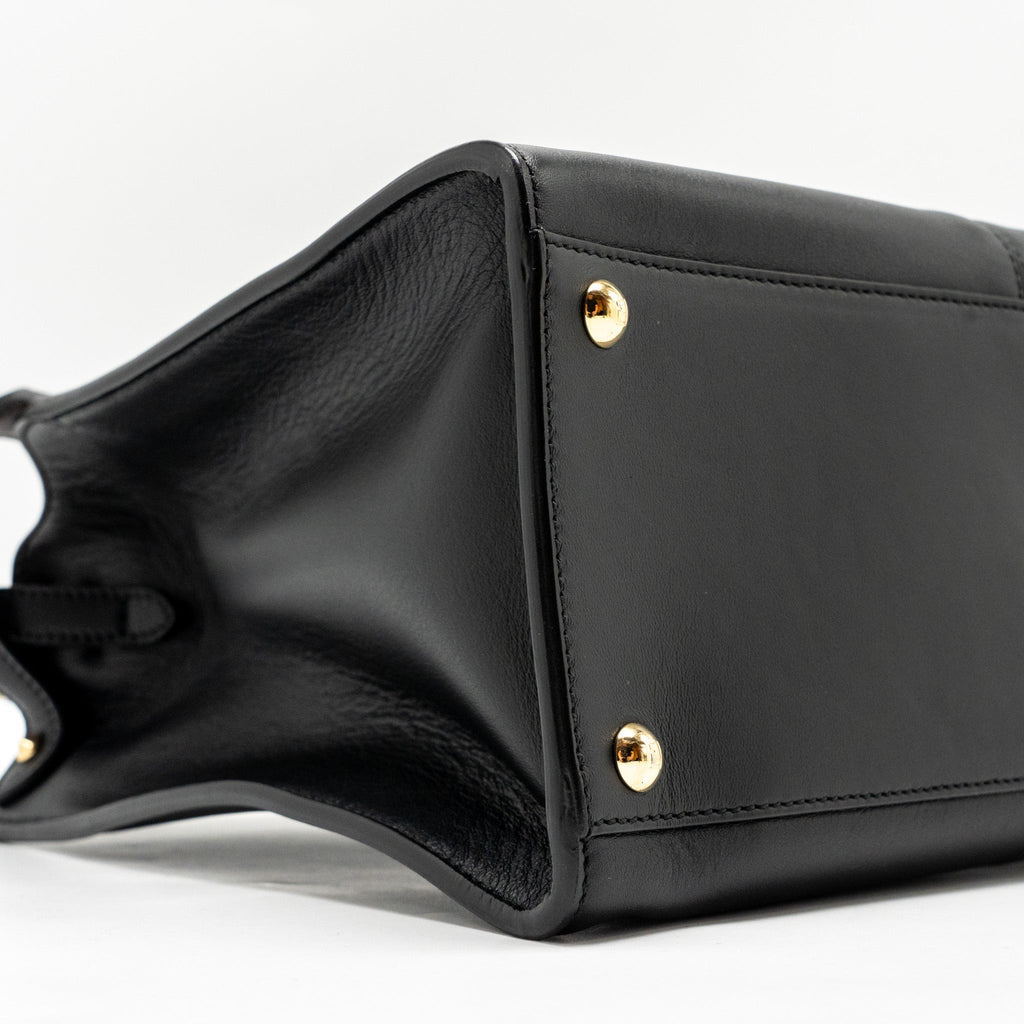 fendi-peekaboo-x-lite-medium-calfskin-black-ghw-with-flowerland-strap-copy-1