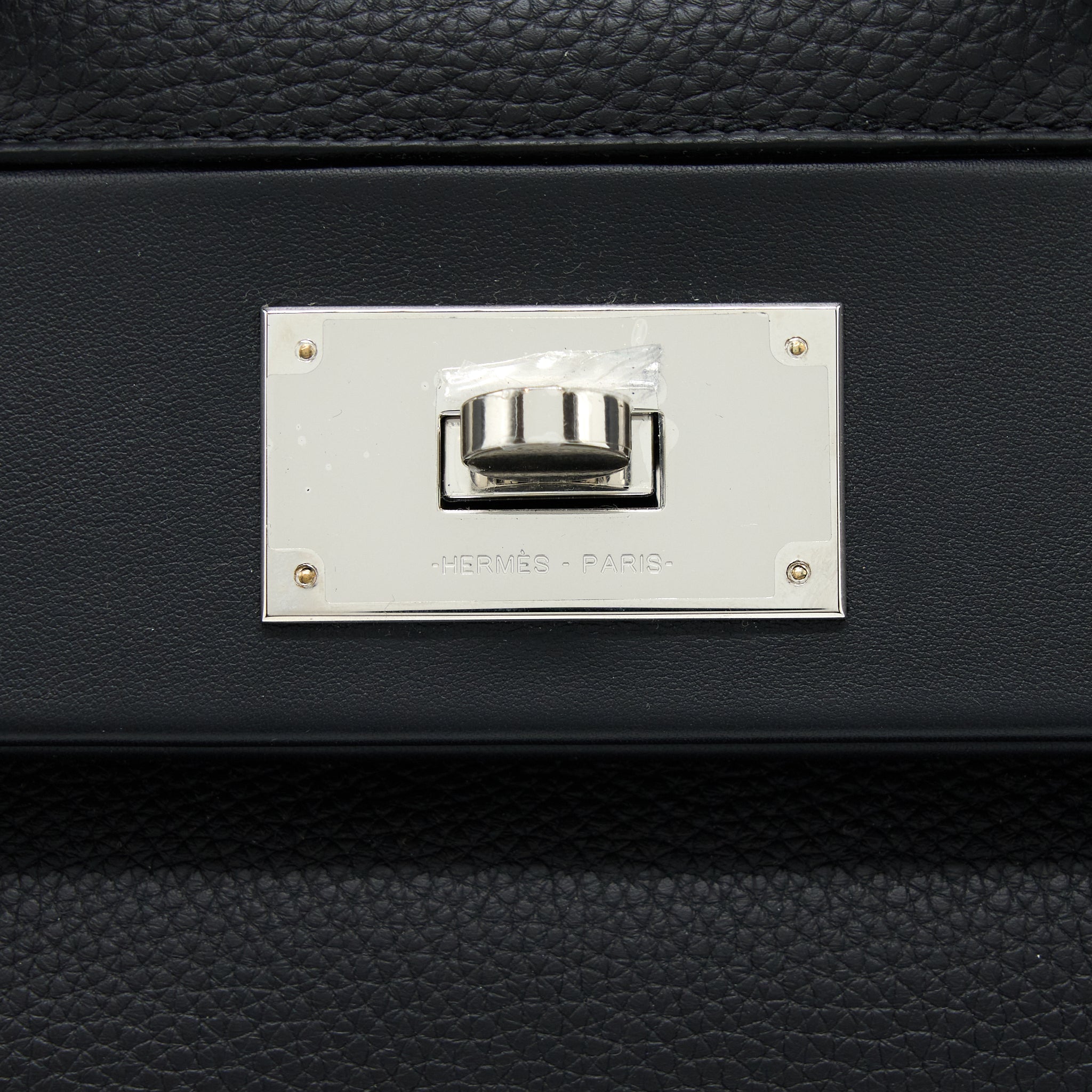 hermes-24-24-2424-29-bag-togo-swift-black-shw-stamp-z