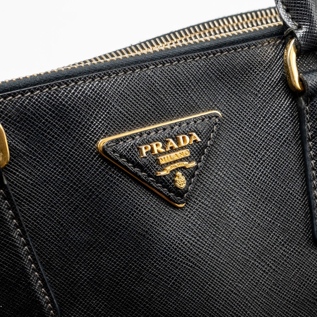 prada-saffiano-tote-bag-calfskin-black-ghw-2