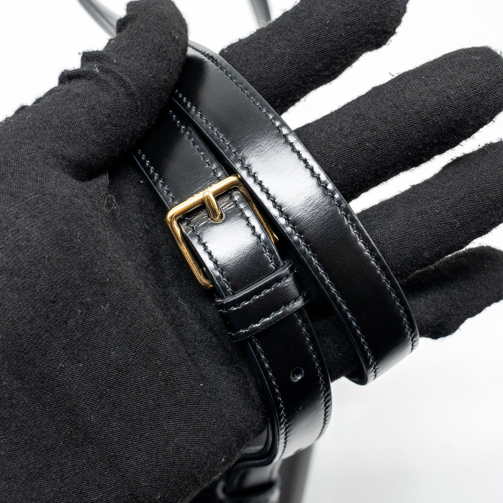 celine-teen-triomphe-bag-shiny-calfskin-black-ghw
