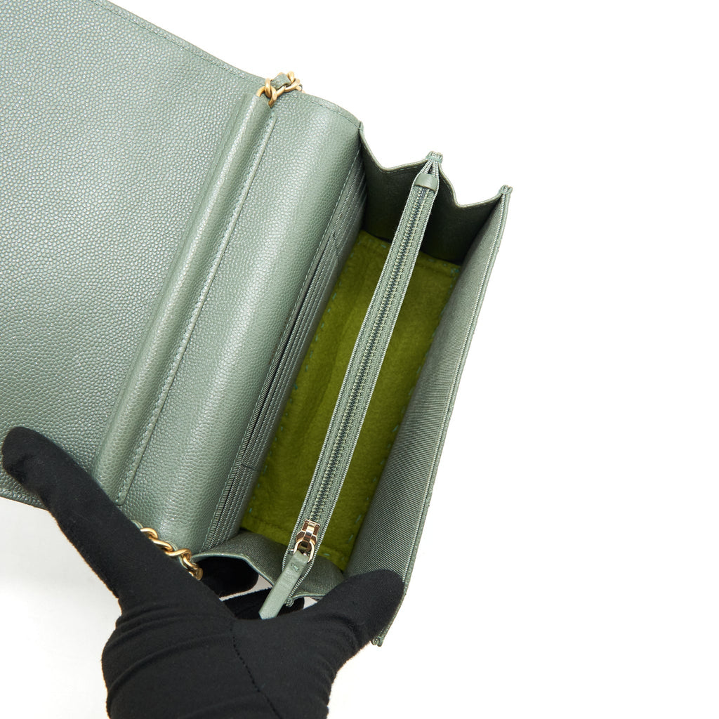 chanel-wallet-on-chain-square-caviar-green-ghw
