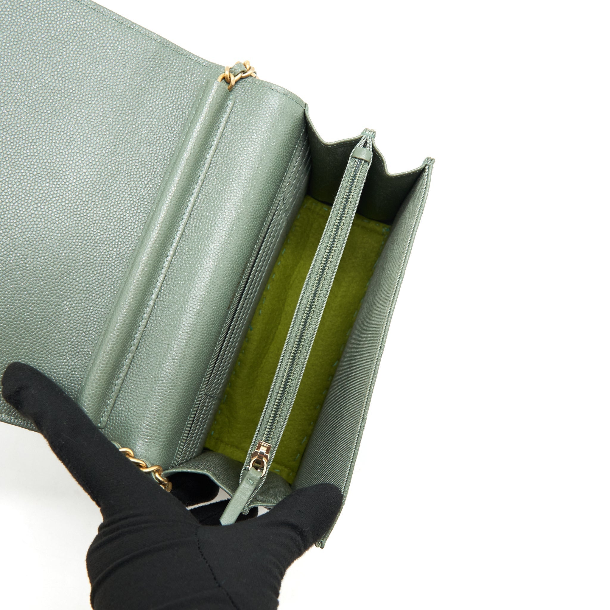 chanel-wallet-on-chain-square-caviar-green-ghw