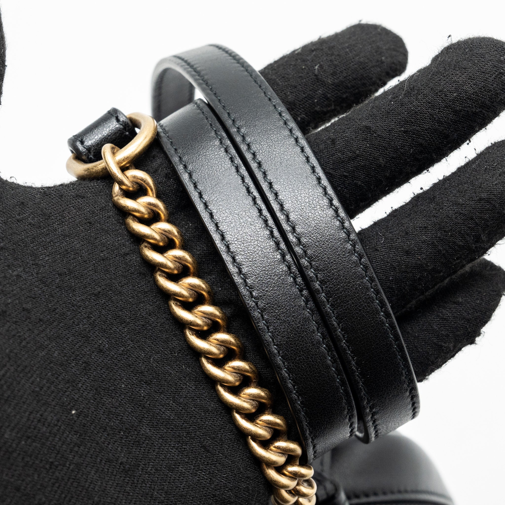 gucci-gg-marmont-matelasse-mini-bag-calfskin-black-ghw-1