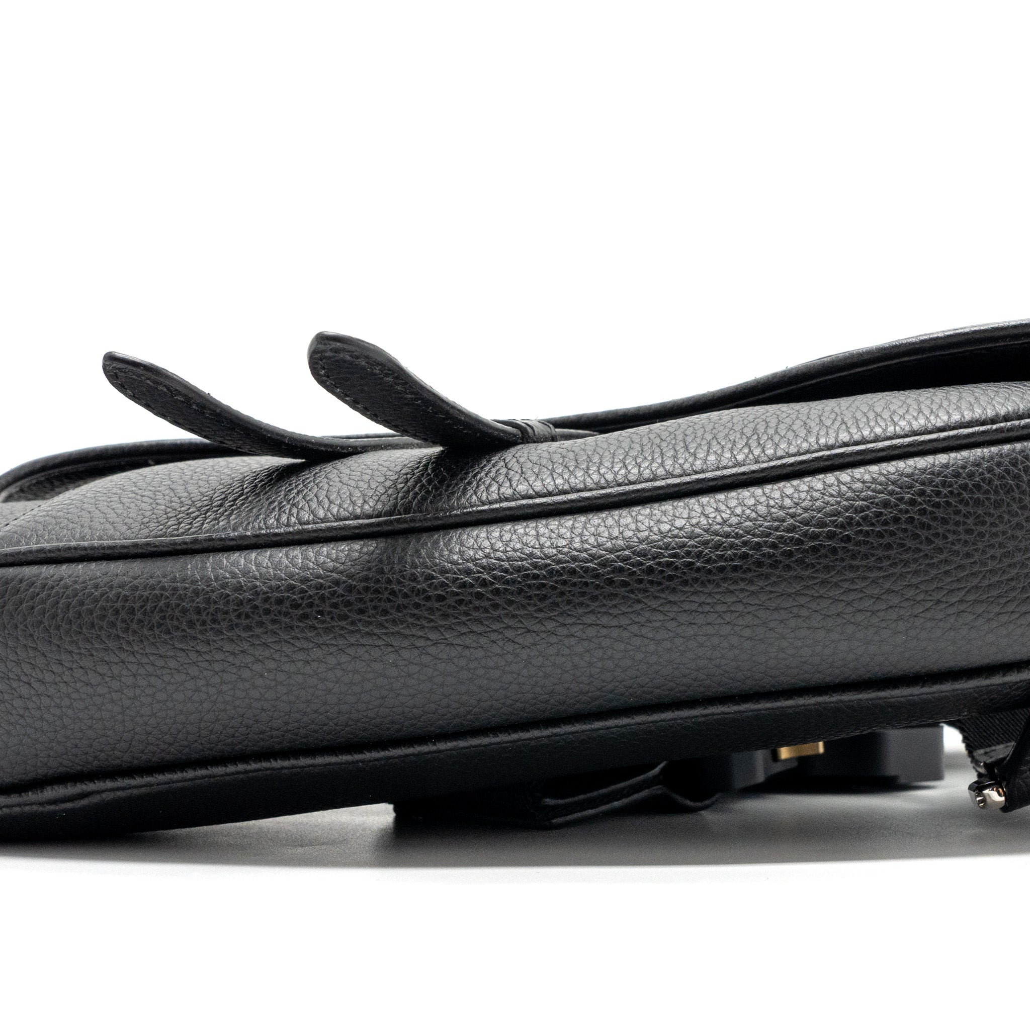 dior-men-s-bumbag-calfskin-black-shw