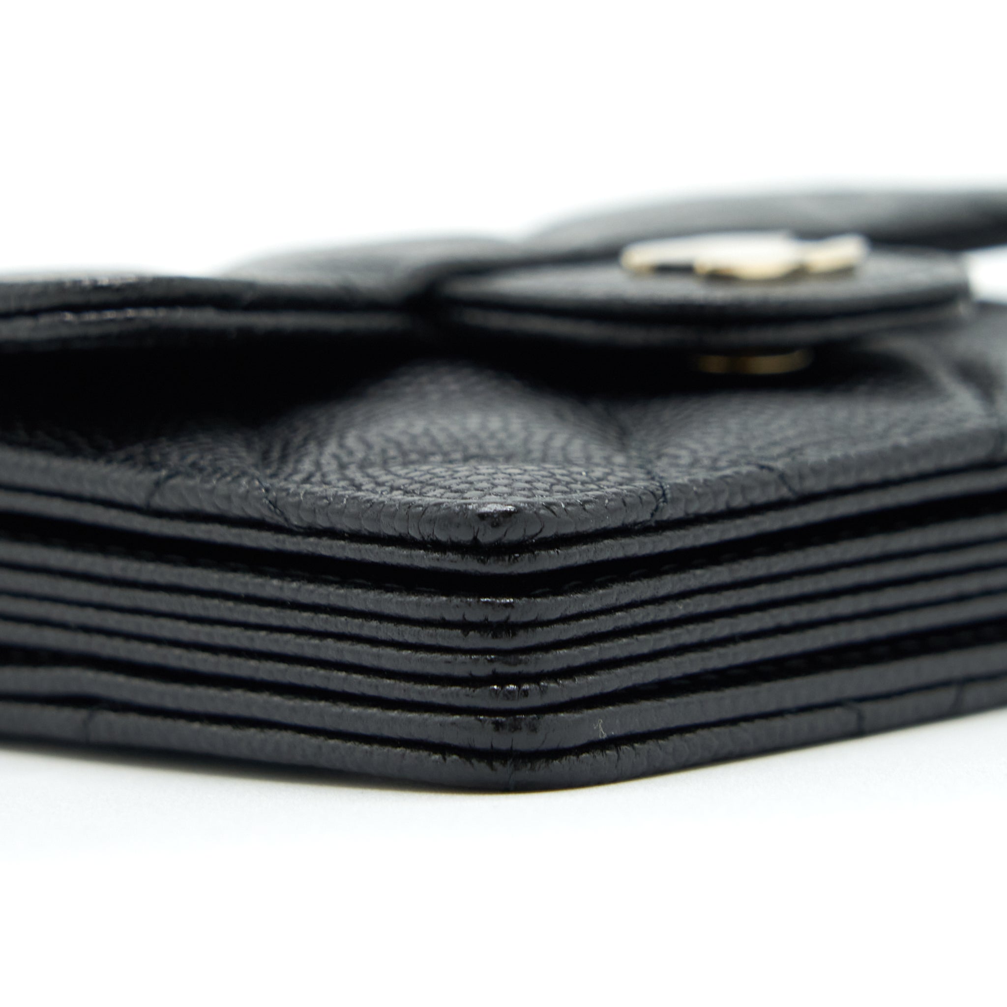 chanel-card-holder-on-chain-caviar-black-lghw