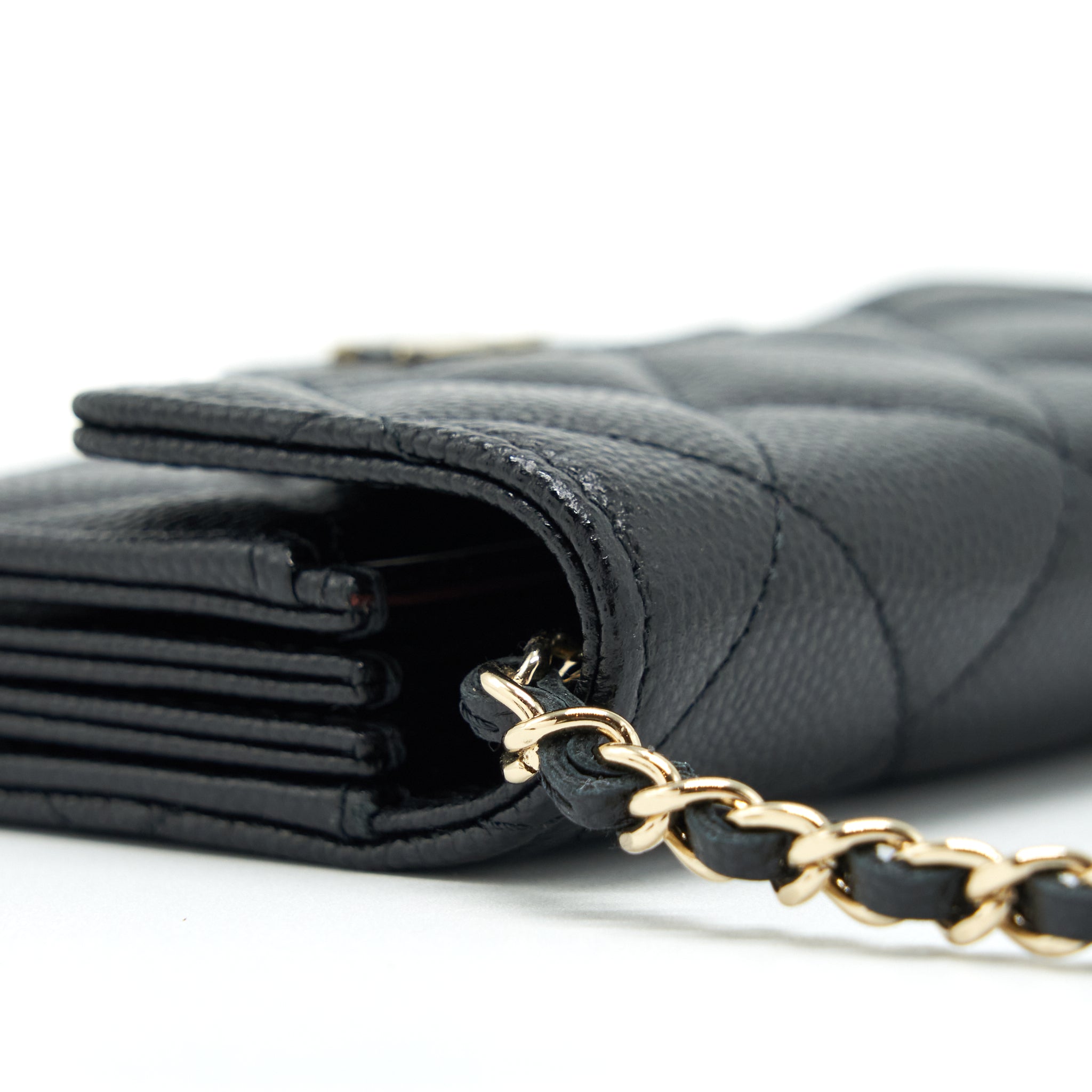 chanel-card-holder-on-chain-caviar-black-lghw
