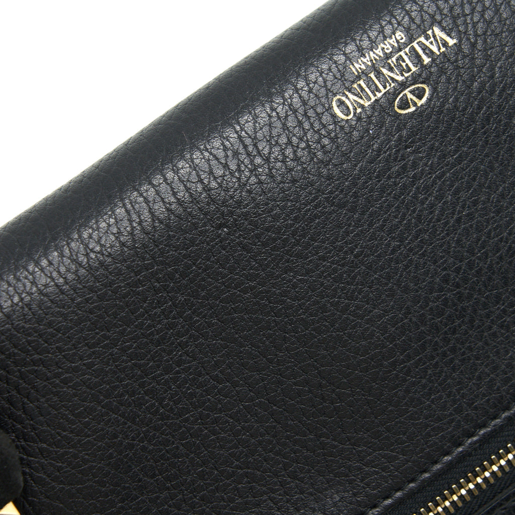 valentino-rockstud-long-wallet-black