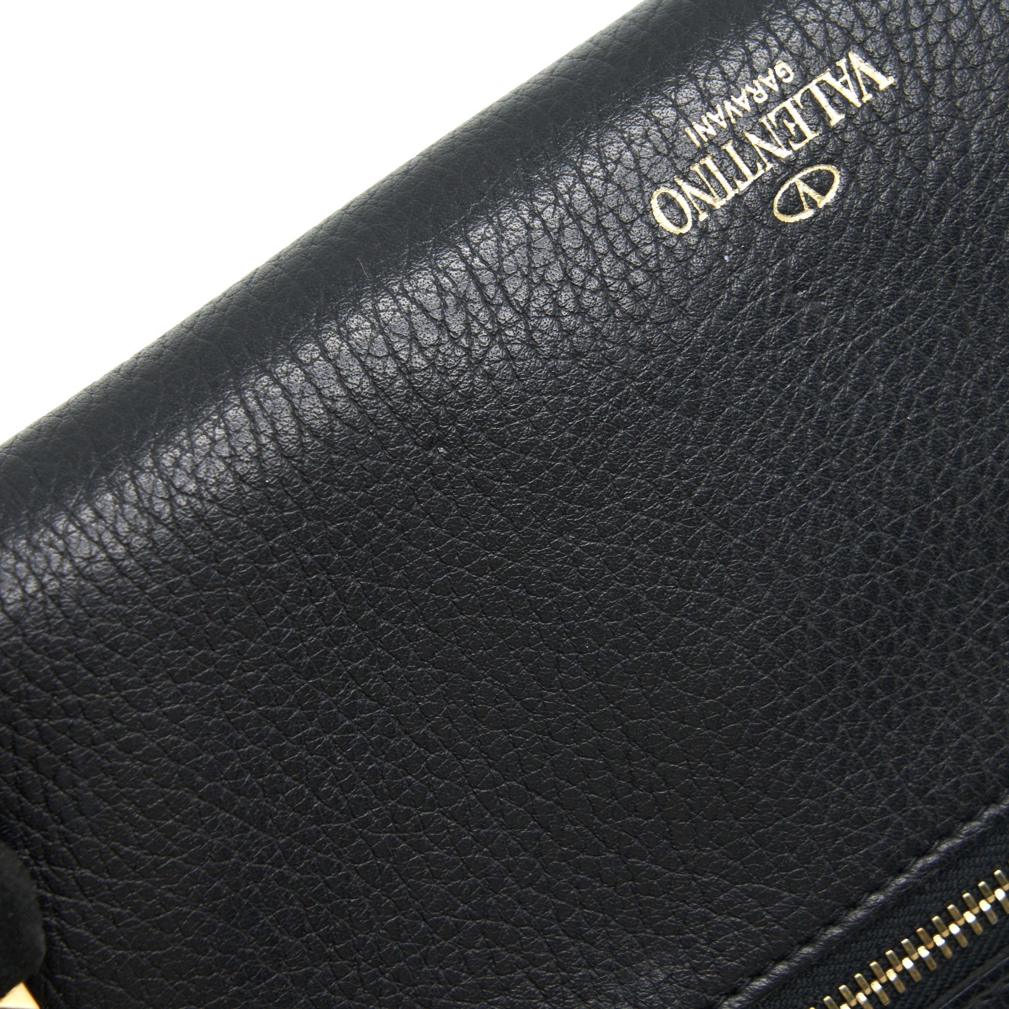 valentino-rockstud-long-wallet-black