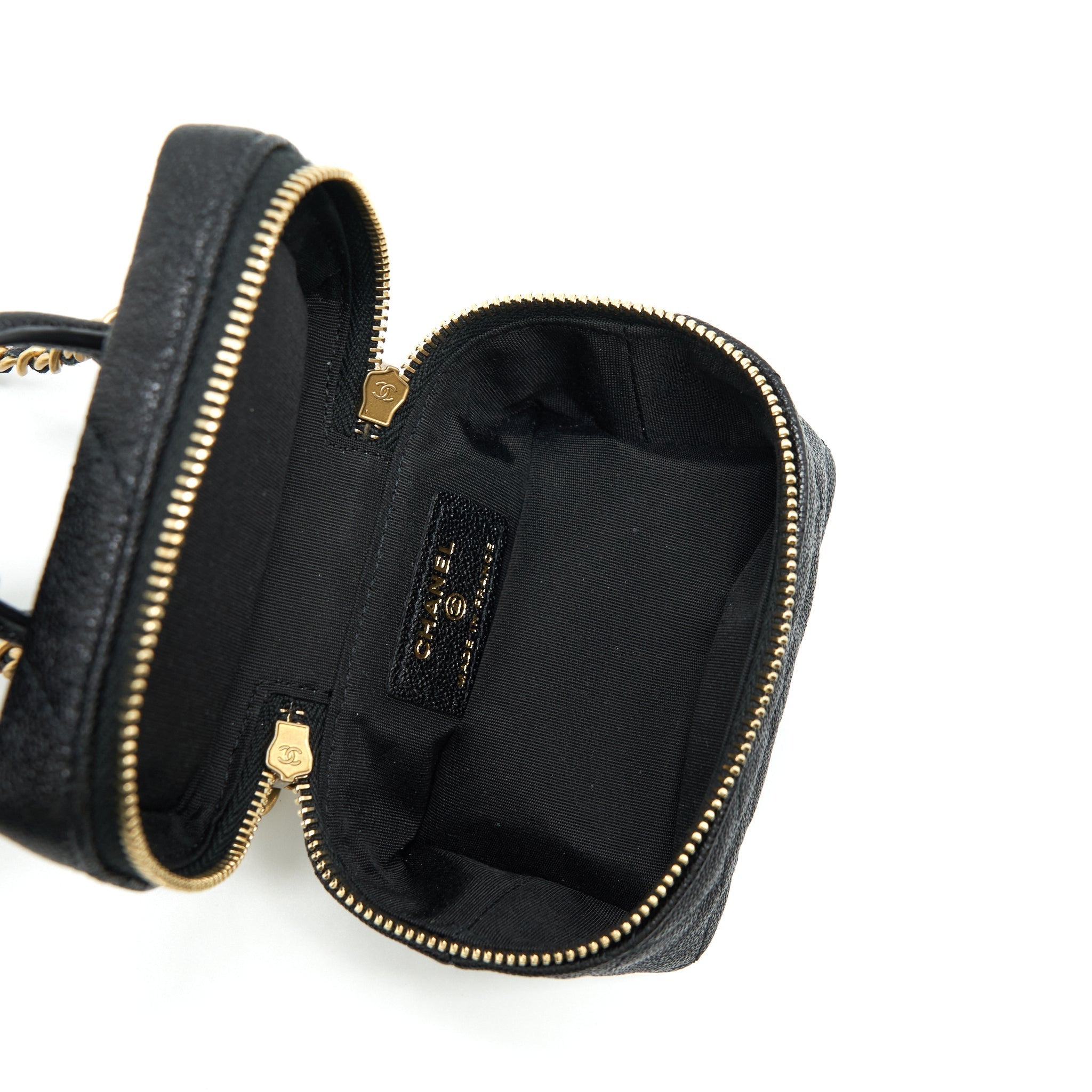 chanel-top-handle-mini-vanity-with-chain-grained-calfskin-black-with-ghw