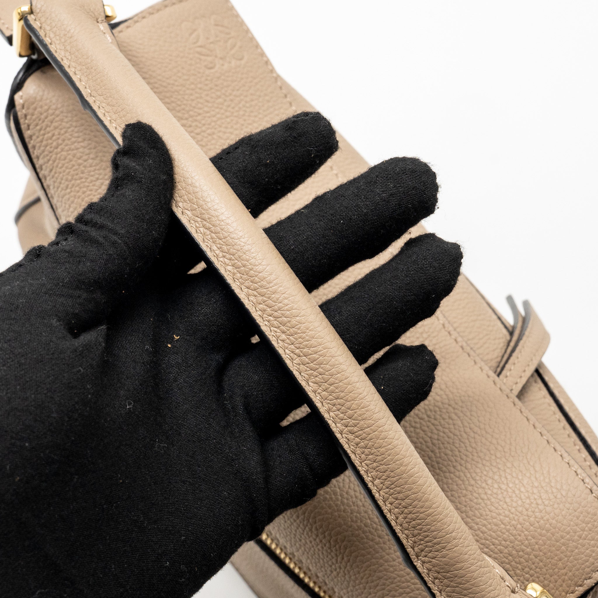 loewe-small-puzzle-bag-soft-grained-calfskin-sand-ghw