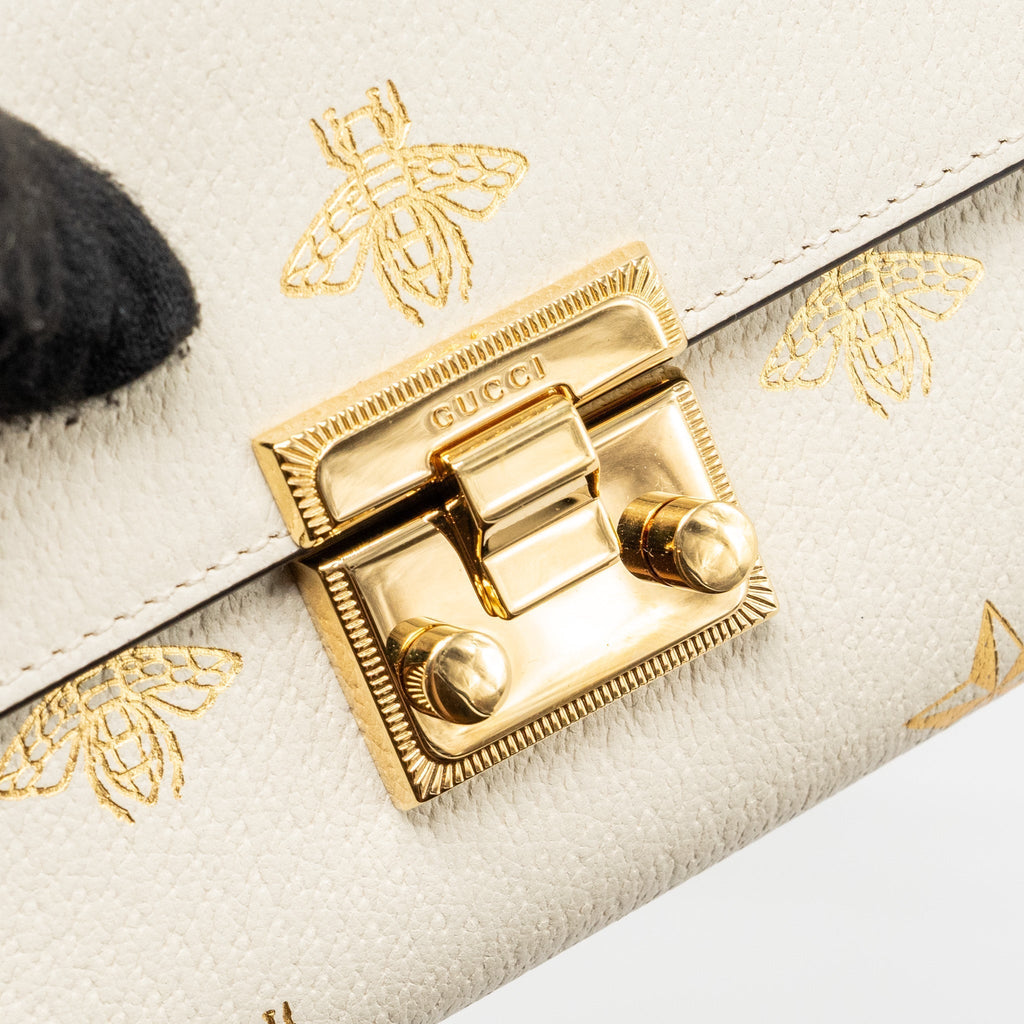 gucci-wallet-on-chain