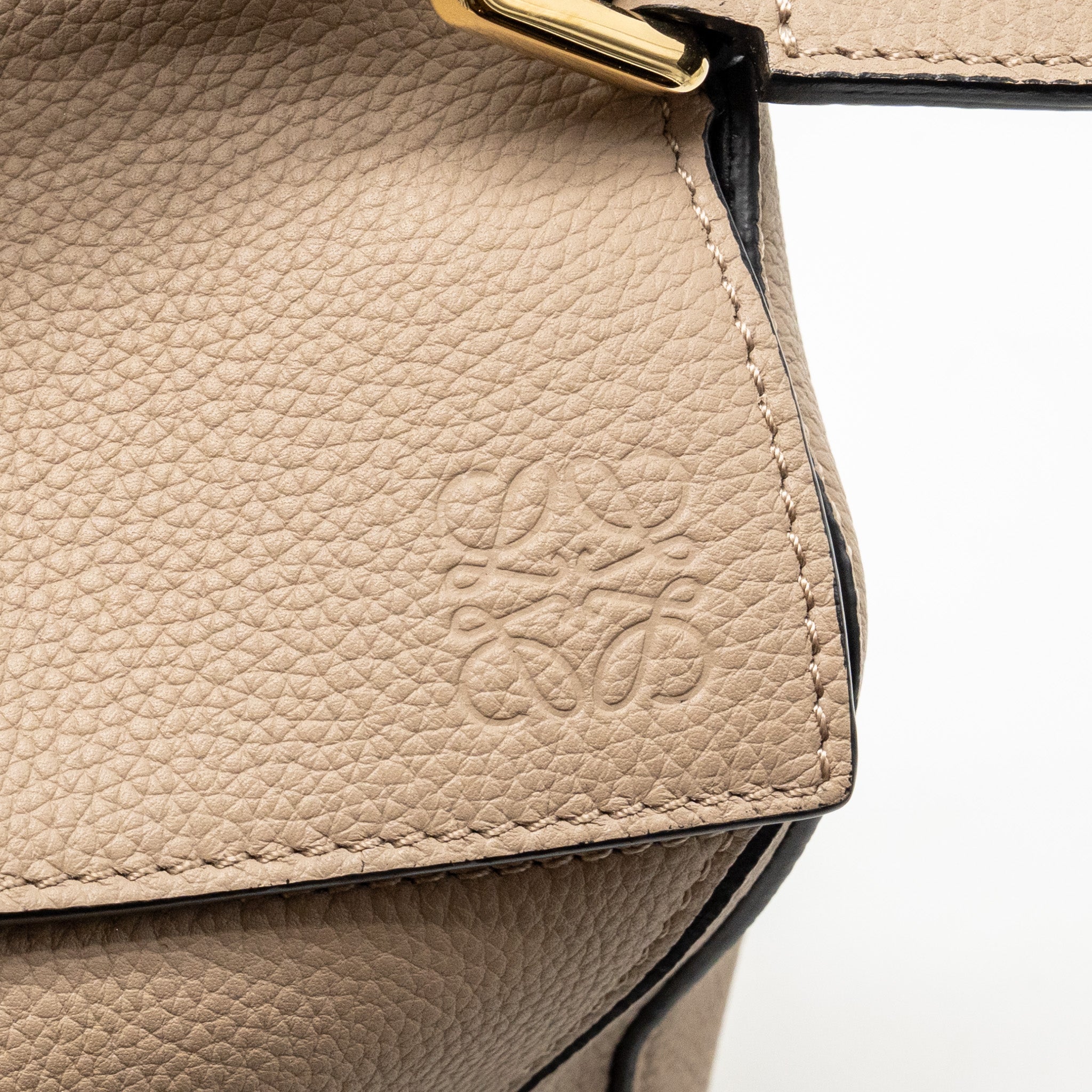 loewe-small-puzzle-bag-soft-grained-calfskin-sand-ghw